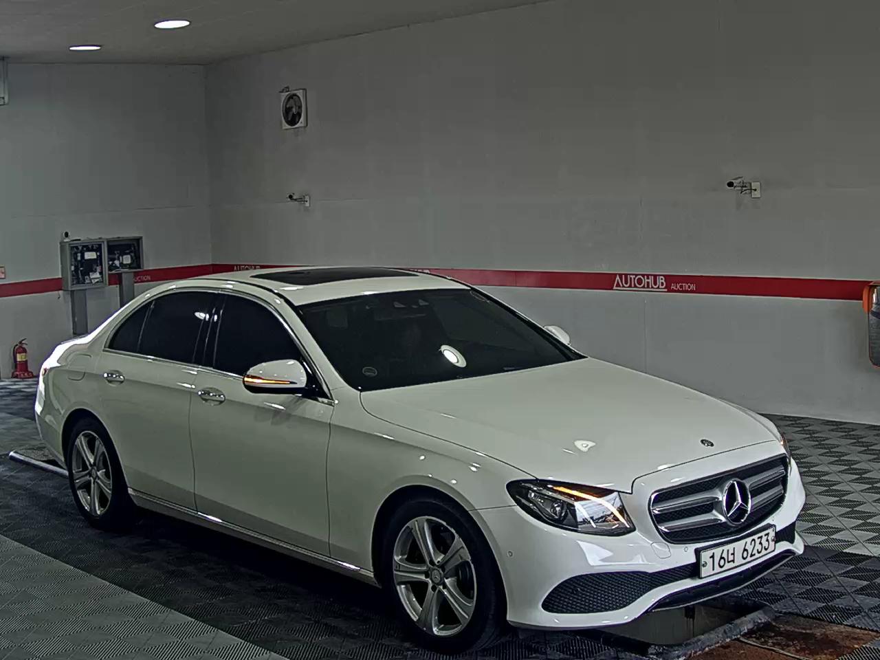 مرسيدس بنز E Class (5Th Gen) E200 Avantgarde 2017 E200