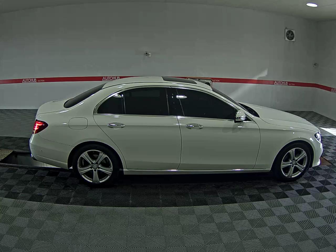 مرسيدس بنز E Class (5Th Gen) E200 Avantgarde 2017 E200