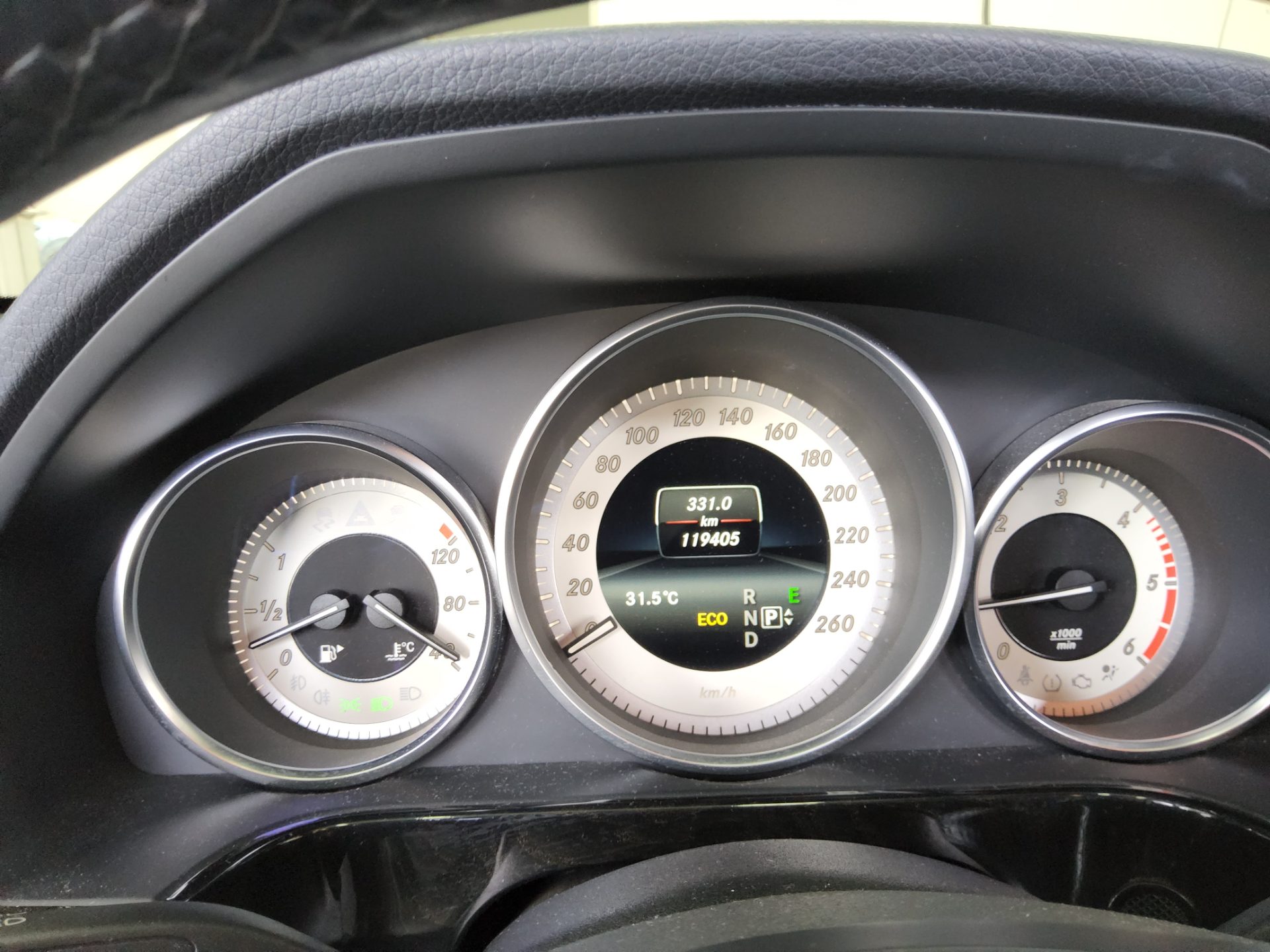 مرسيدس بنز E Class (4Th Gen) E250 Cdi فورماتيك 2014 4MATIC