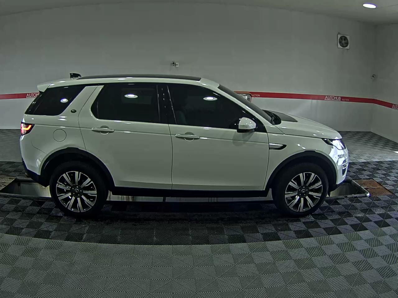 لاند روفر Rover Discovery Sport 2.0 Td4 Hse لكجري 2018 SPORT فاخر