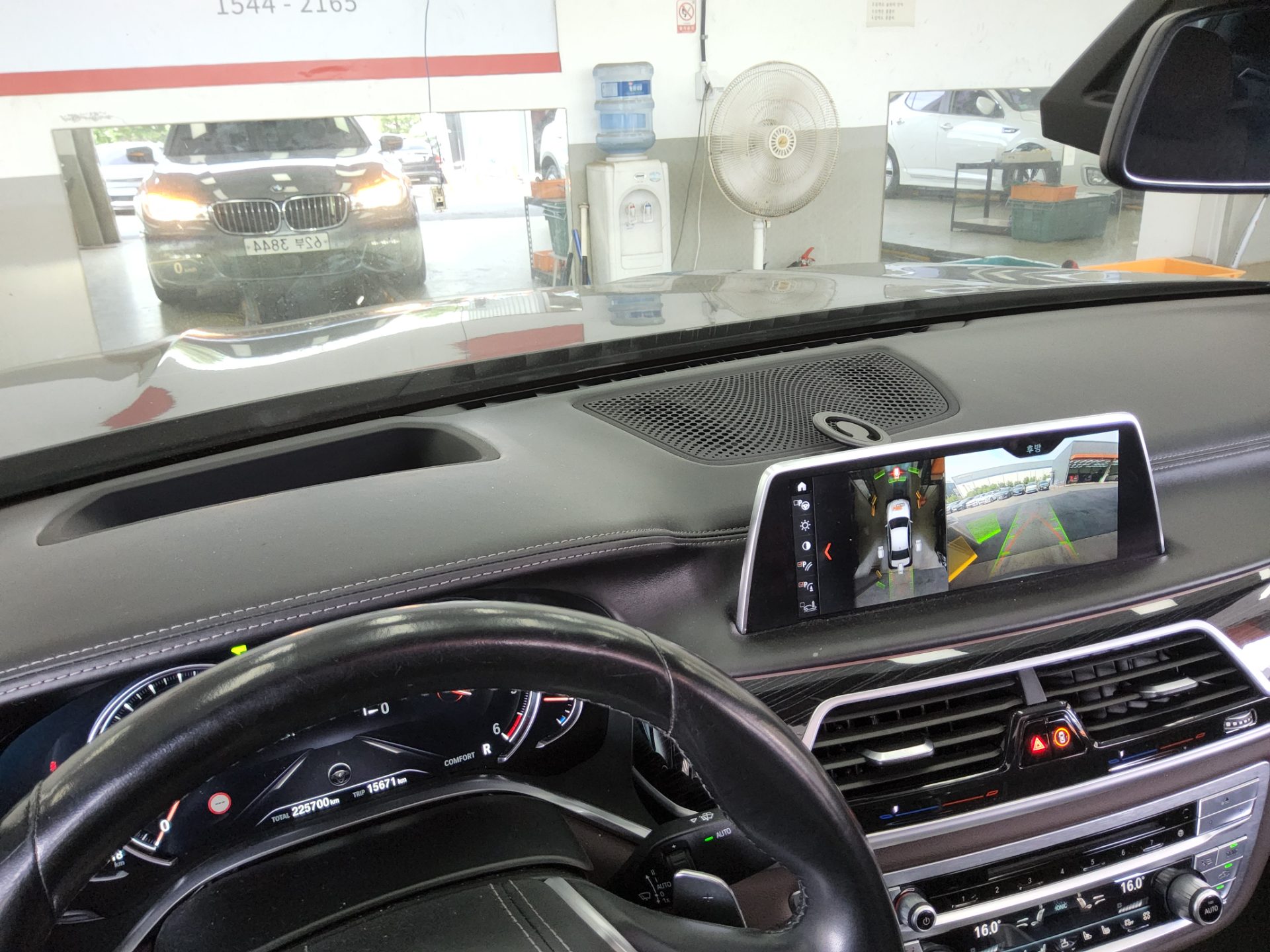 بي إم دبليو 7 Series (6Th Gen) 740D إكس درايف M Sport 2018 SPORT