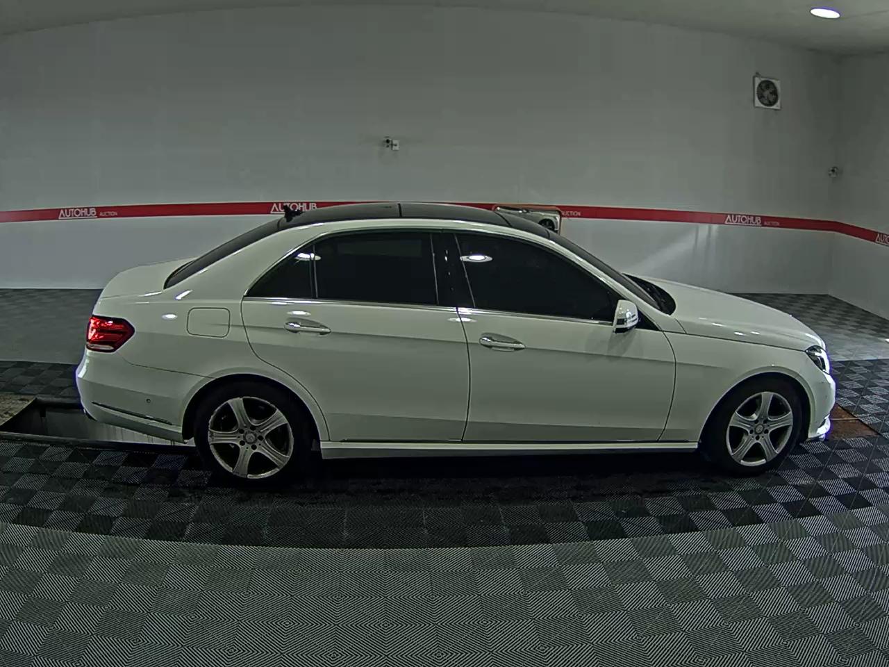 مرسيدس بنز E Class (4Th Gen) E250 Cdi فورماتيك 2014 4MATIC