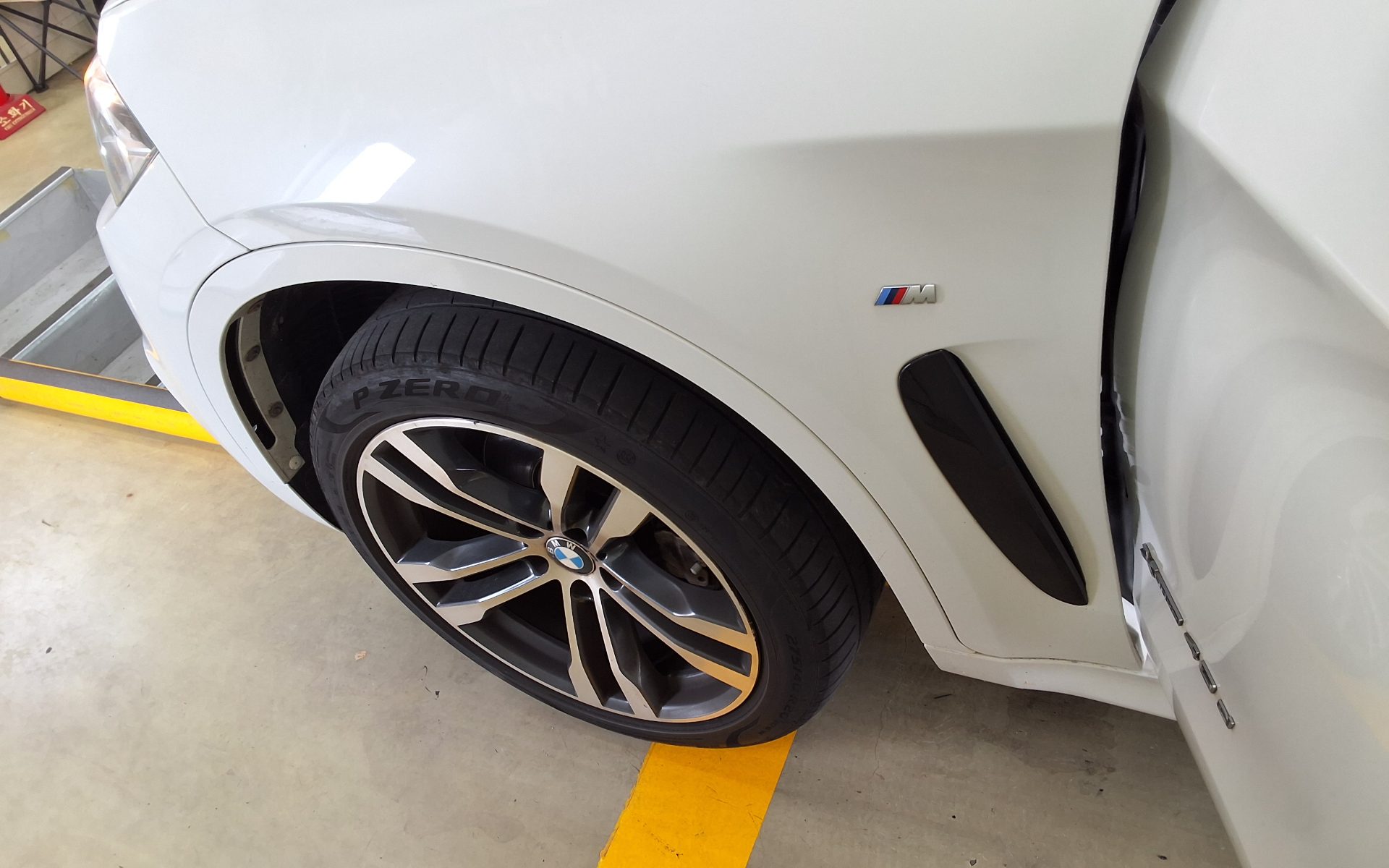 بي إم دبليو X6 (2Nd Gen) 40D إكس درايف M Sport 2019 SPORT