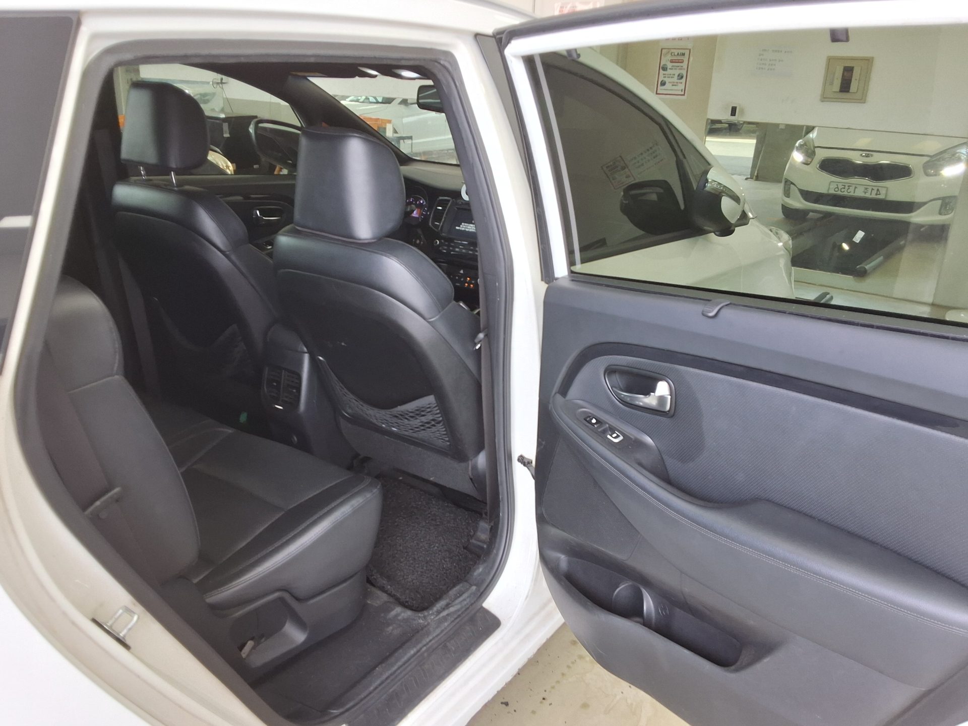 كيا الجديد كليا كارينز 2.0 غاز بريستيج 2014 PRESTIGE
