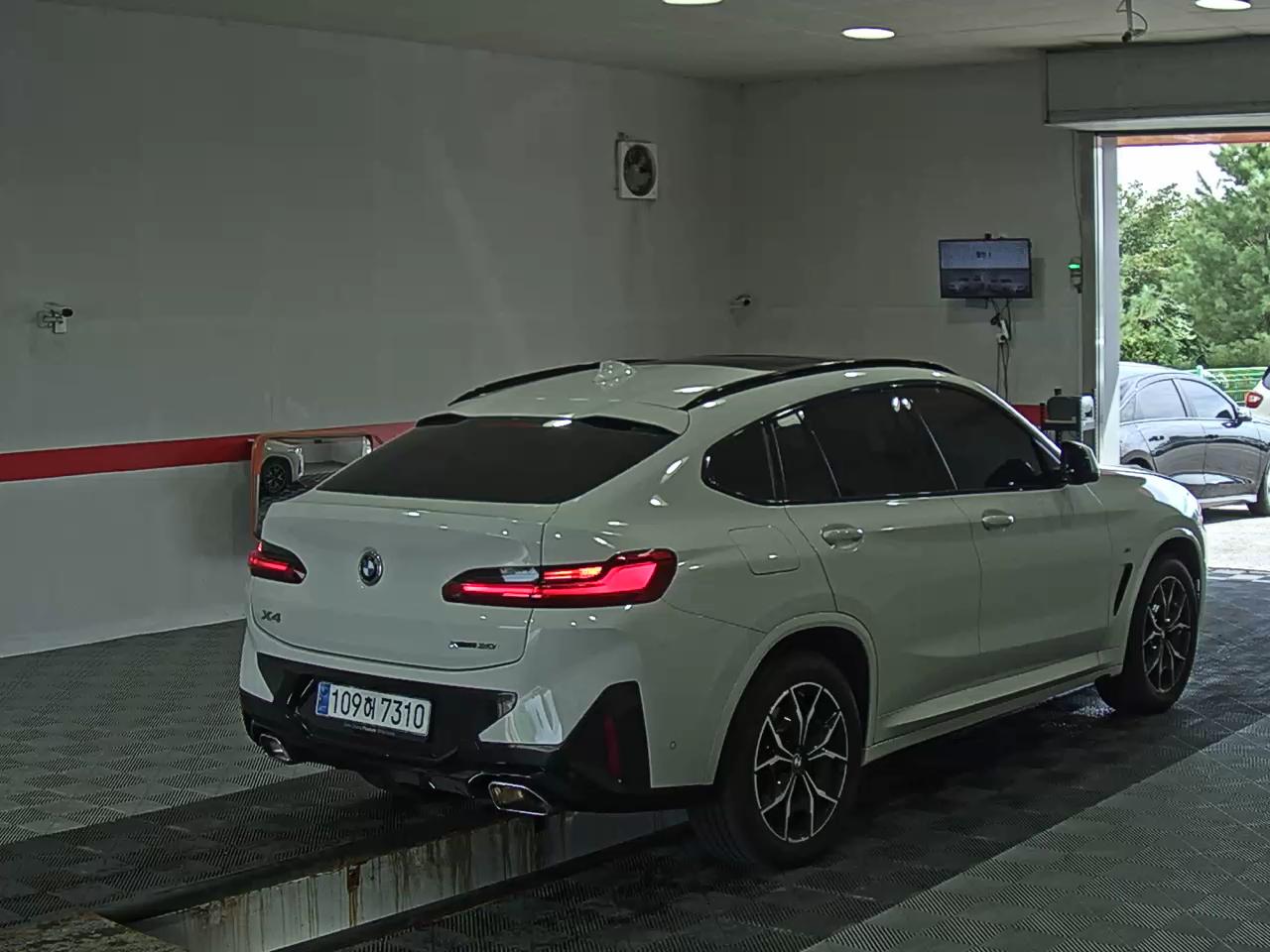 بي إم دبليو X4 (2Nd Gen) 20I إكس درايف M Sport 2024 SPORT