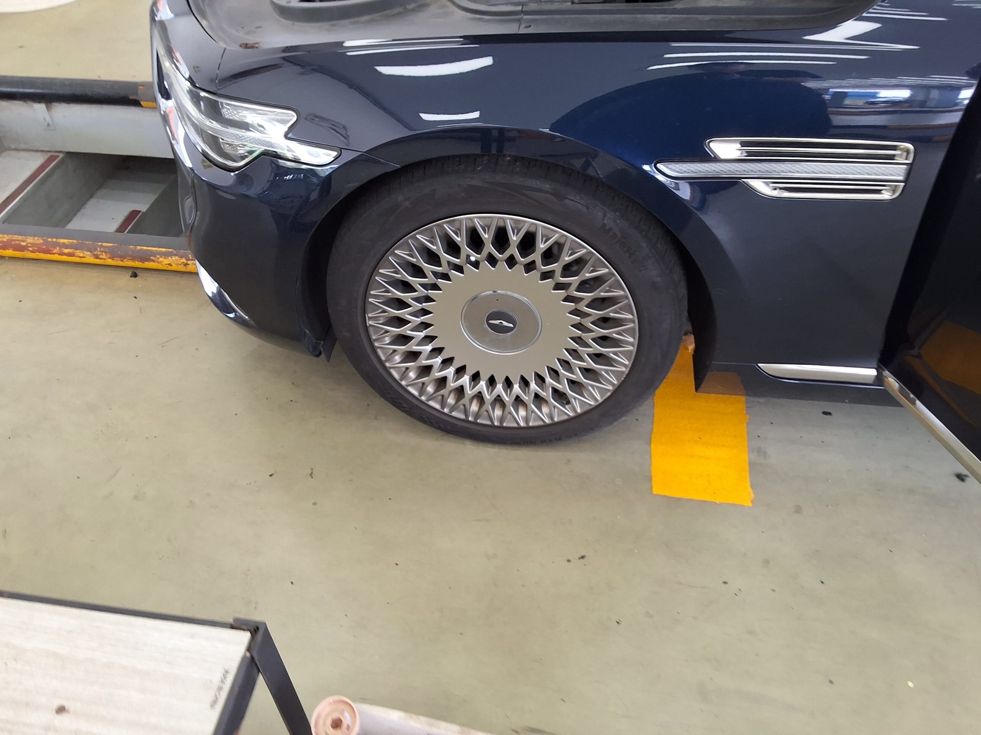 جينيسيس جينيسيس G90 2019 دفع رباعي بريميوم فاخر