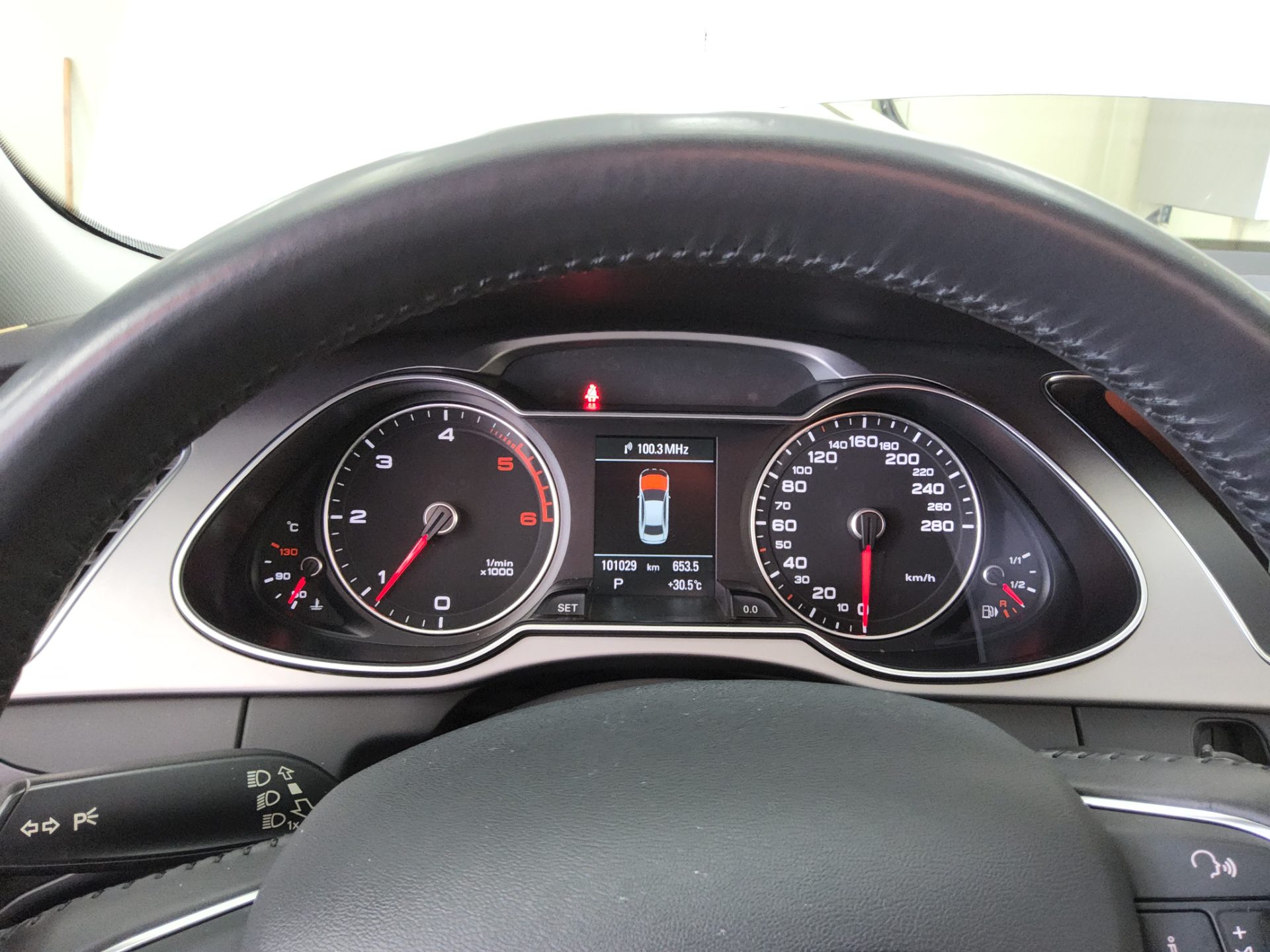 أودي إيه 4 (4Th Gen) 2.0 TDI Dynamic 2013