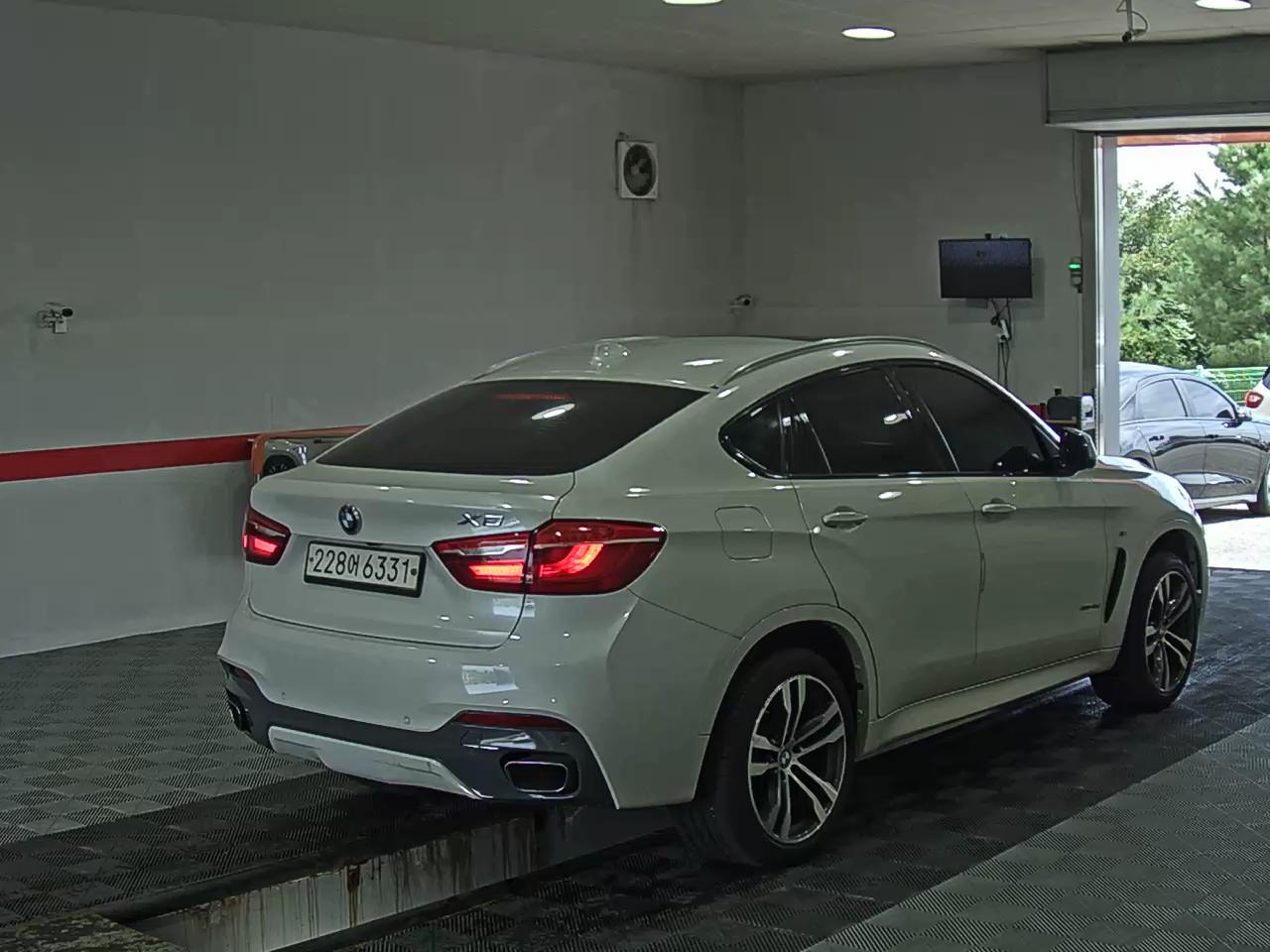 بي إم دبليو X6 (2Nd Gen) 40D إكس درايف M Sport 2019 SPORT