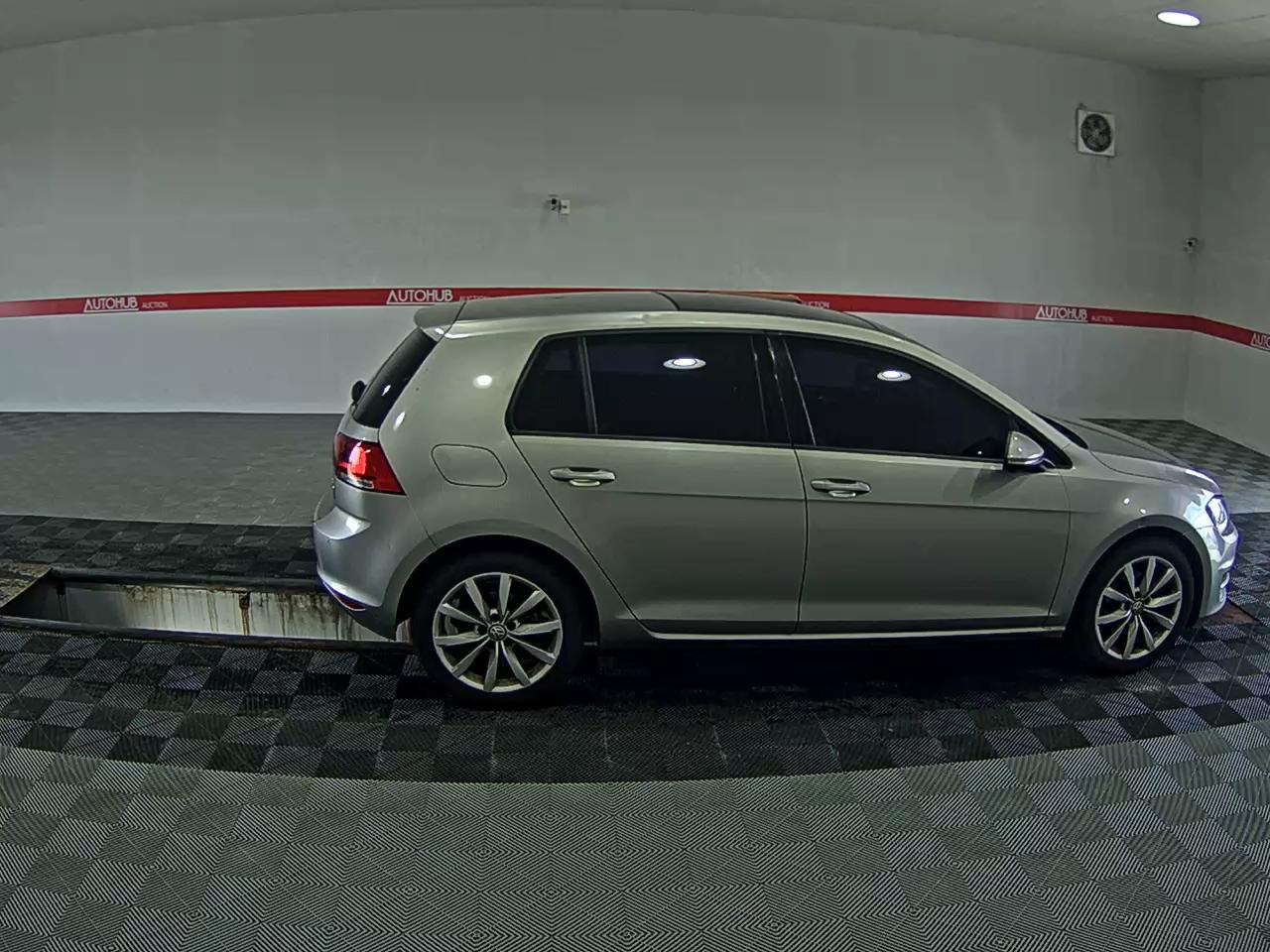 فولكس فاجن جولف (7Th Gen) 2.0 TDI 2013