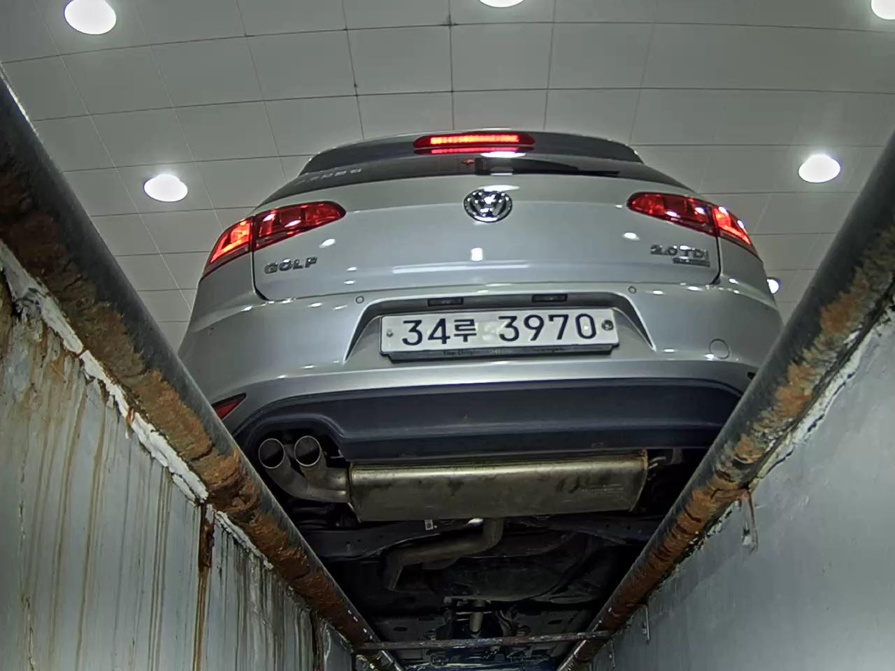فولكس فاجن جولف (7Th Gen) 2.0 TDI 2013