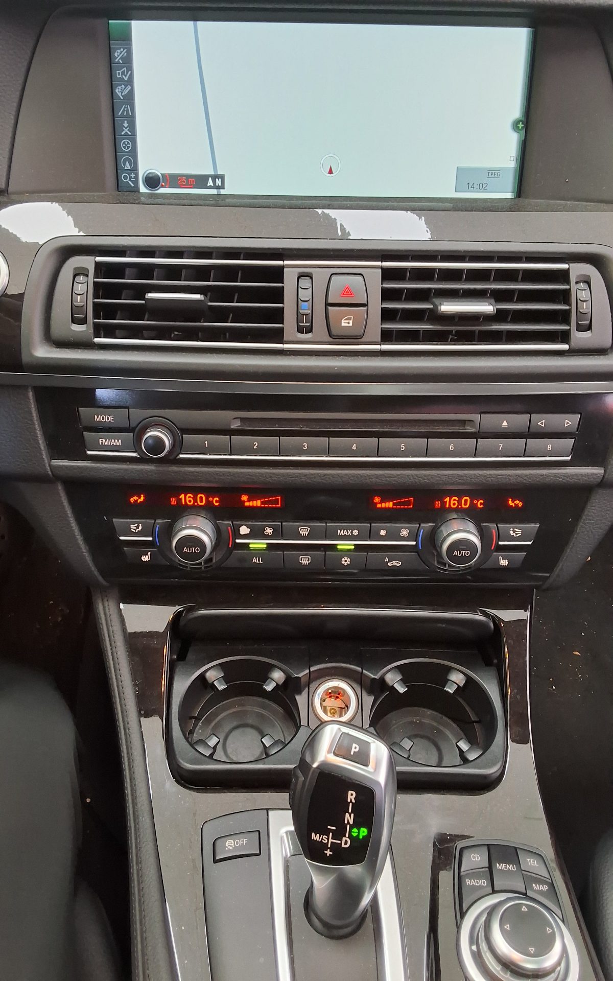 بي إم دبليو 5 Series (6Th Gen) 528I 2011 528i