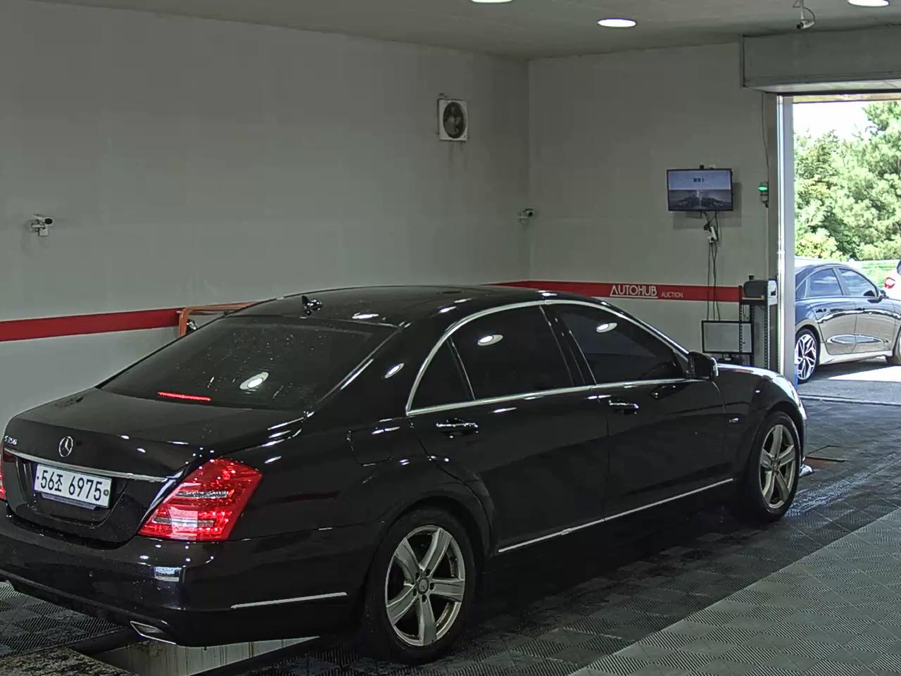 مرسيدس بنز S Class (5Th Gen) S350L Blueefficiency 2011 S350L