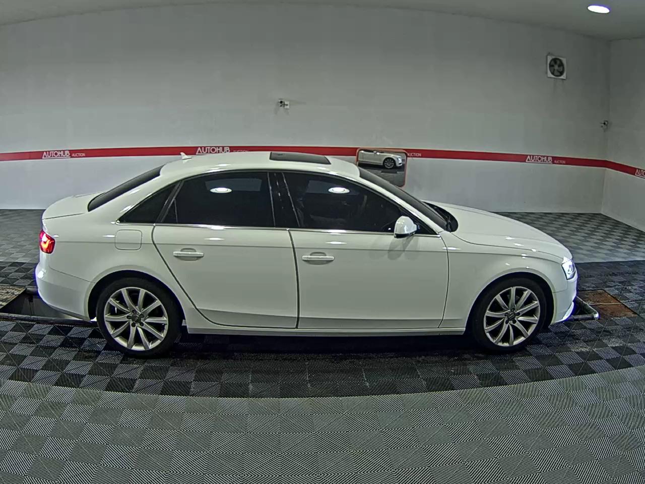أودي إيه 4 (4Th Gen) 30 TDI Dynamic 2015