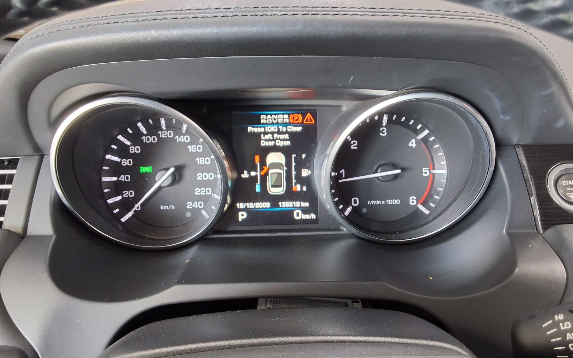 لاند روفر Rover رينج روفر Evoque 2.2 Sd4 Dynamic 2012