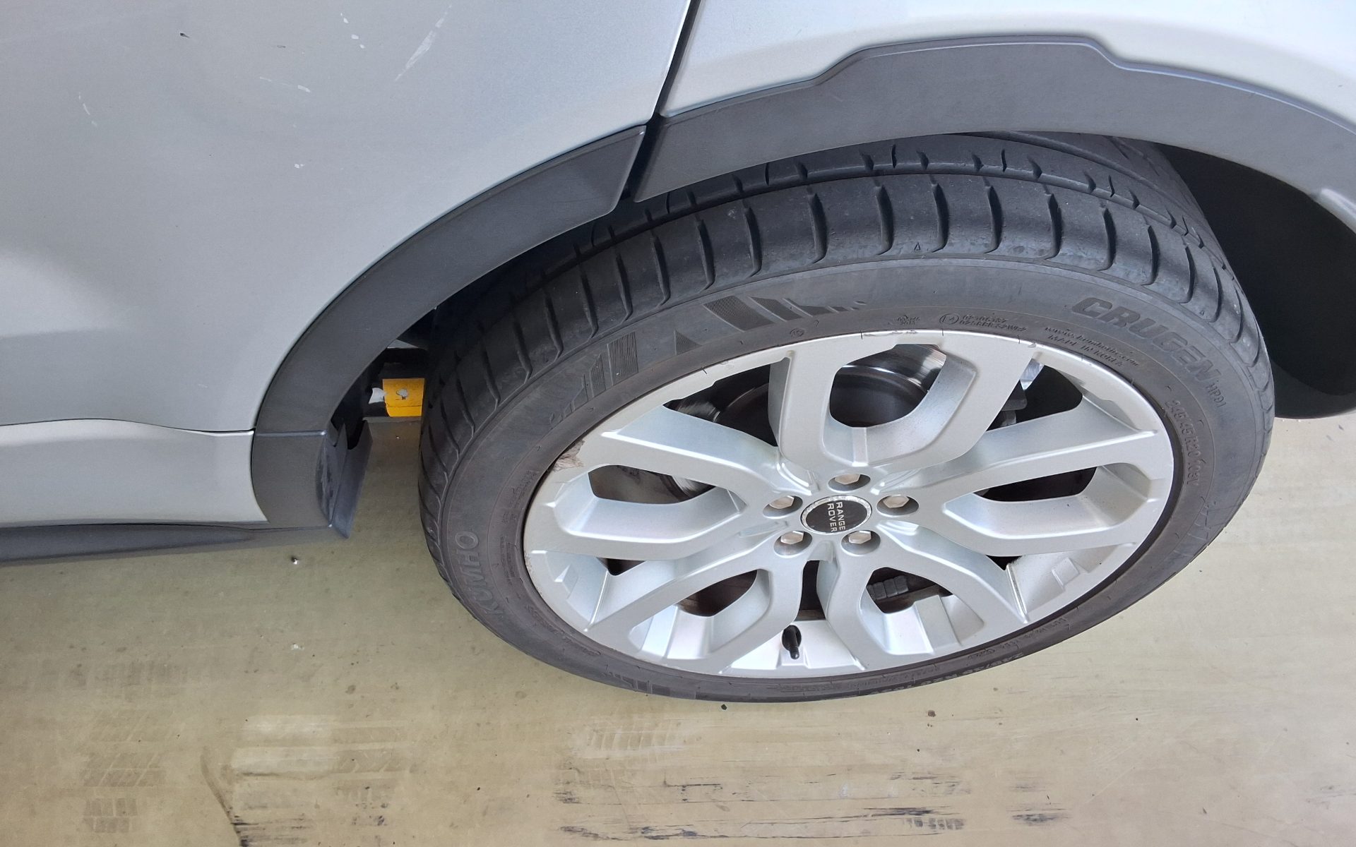 لاند روفر Rover رينج روفر Evoque 2.2 Sd4 Dynamic 2012