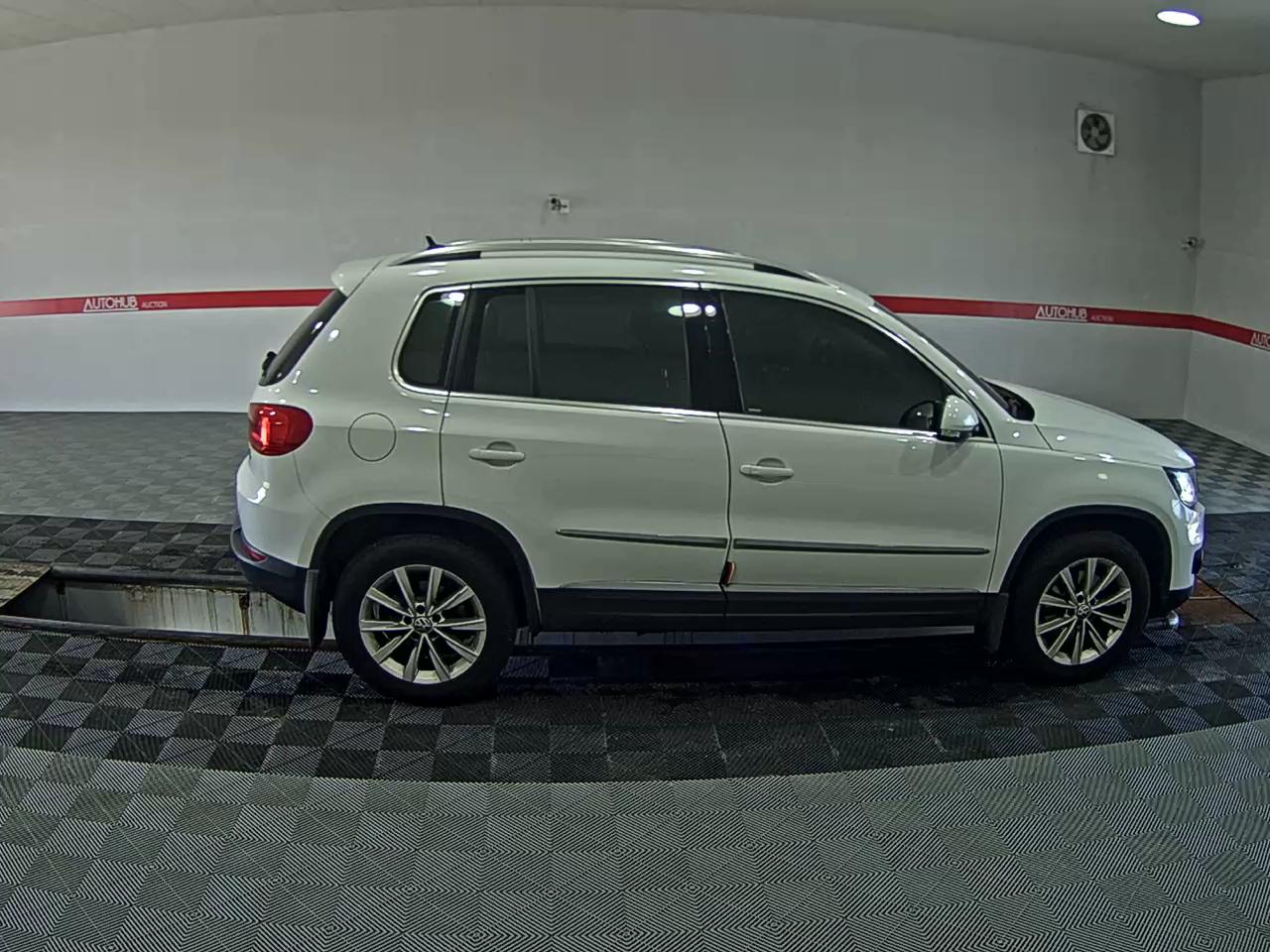 فولكس فاجن تيجوان 2.0 TDI Bluemotion 2015