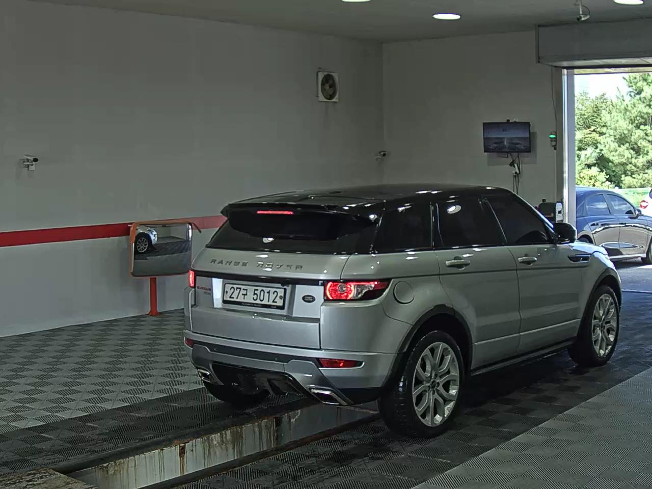 لاند روفر Rover رينج روفر Evoque 2.2 Sd4 Dynamic 2012
