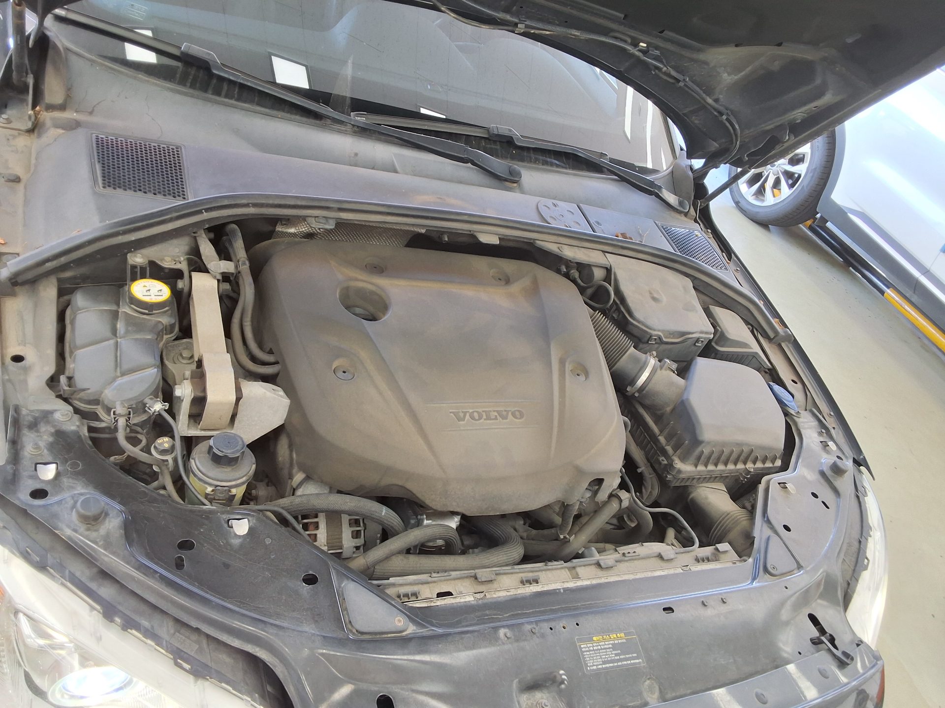 فولفو S80 (2Nd Gen) D4 بريميوم 2015 بريميوم