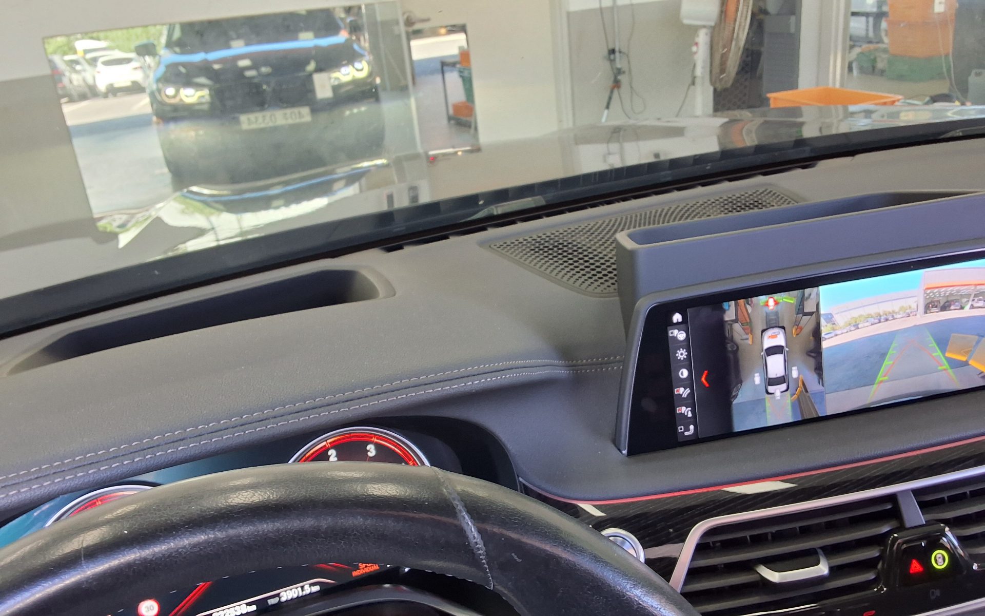 بي إم دبليو 7 Series (6Th Gen) 740D إكس درايف M Sport 2016 SPORT