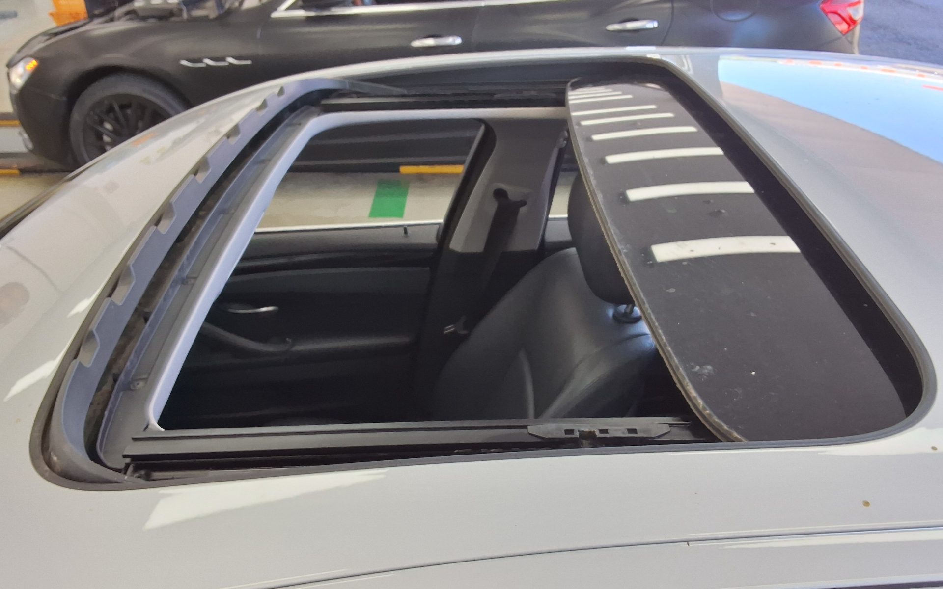 بي إم دبليو 5 Series (6Th Gen) 520D 2015 520d