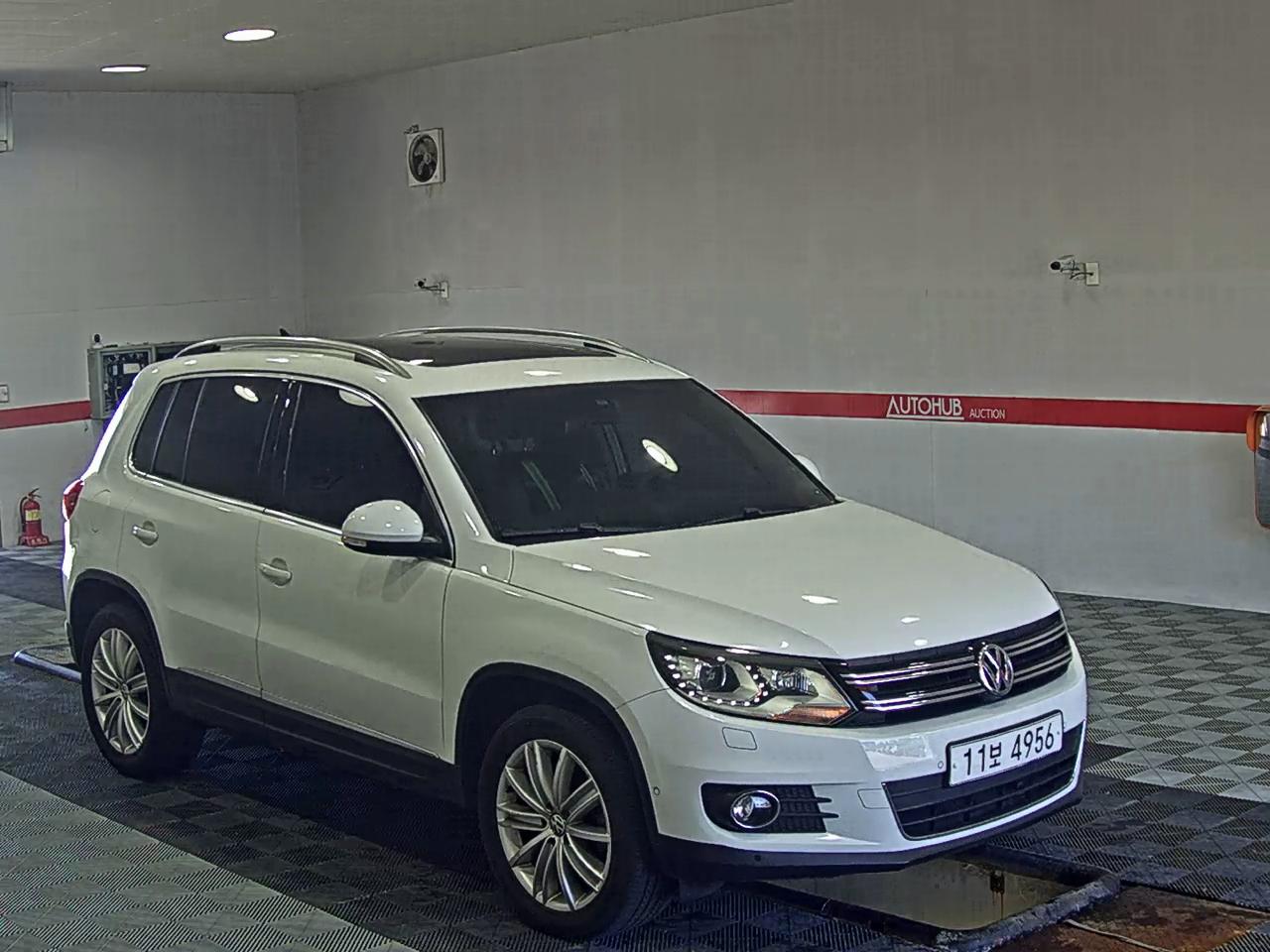 فولكس فاجن تيجوان 2.0 TDI Bluemotion بريميوم 2015 بريميوم