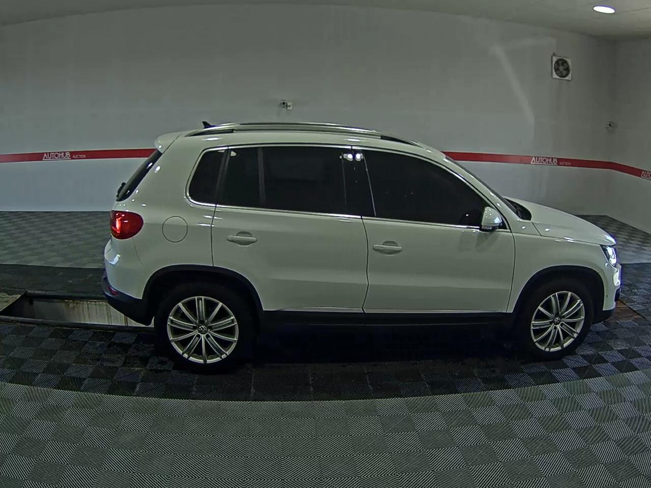فولكس فاجن تيجوان 2.0 TDI Bluemotion بريميوم 2015 بريميوم