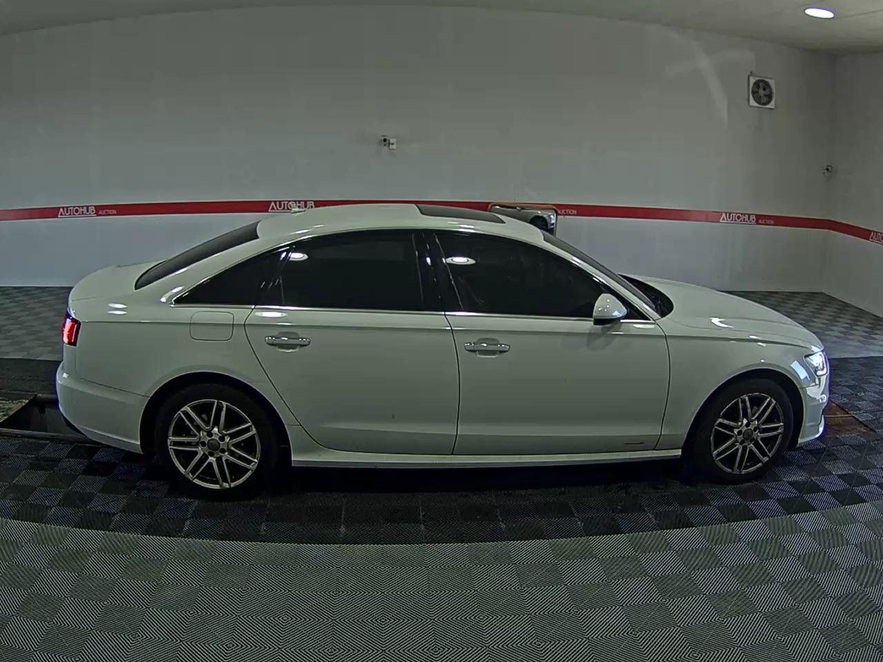 أودي إيه 6 (4Th Gen) 35 TDI Comfort 2016