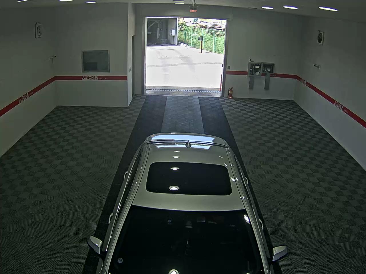 بي إم دبليو 5 Series (6Th Gen) 520D 2015 520d