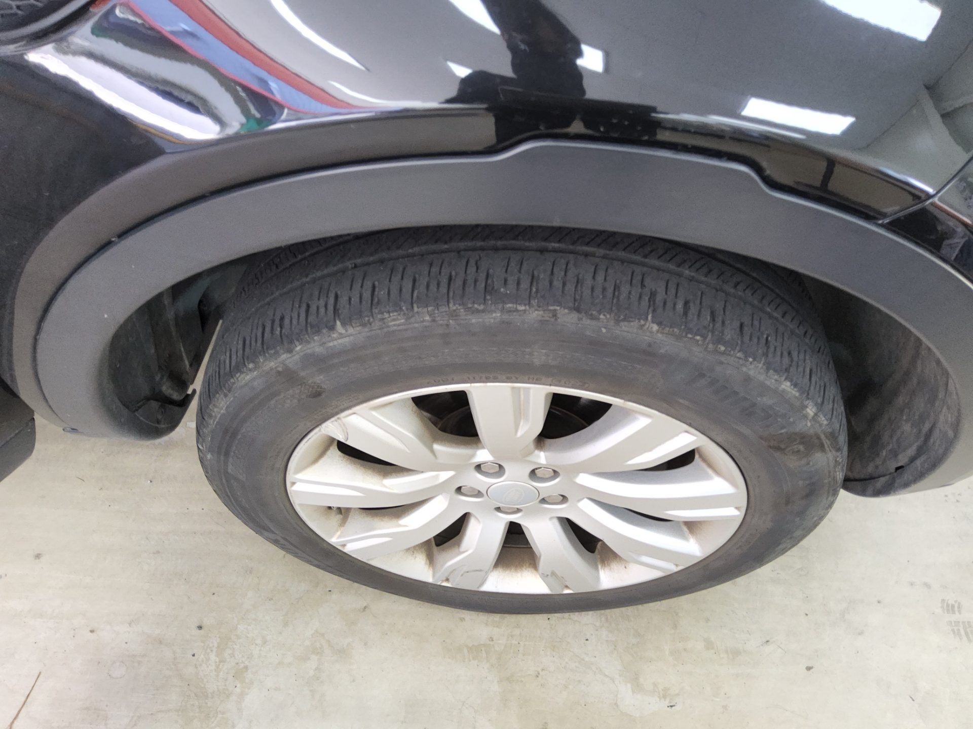 لاند روفر Rover Discovery Sport 2.0 Td4 Hse لكجري 2016 SPORT فاخر