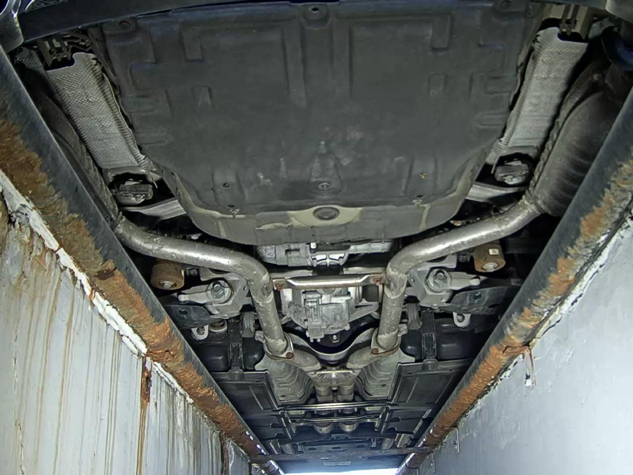 جينيسيس جينيسيس G90 2022 TURBO دفع رباعي BASE