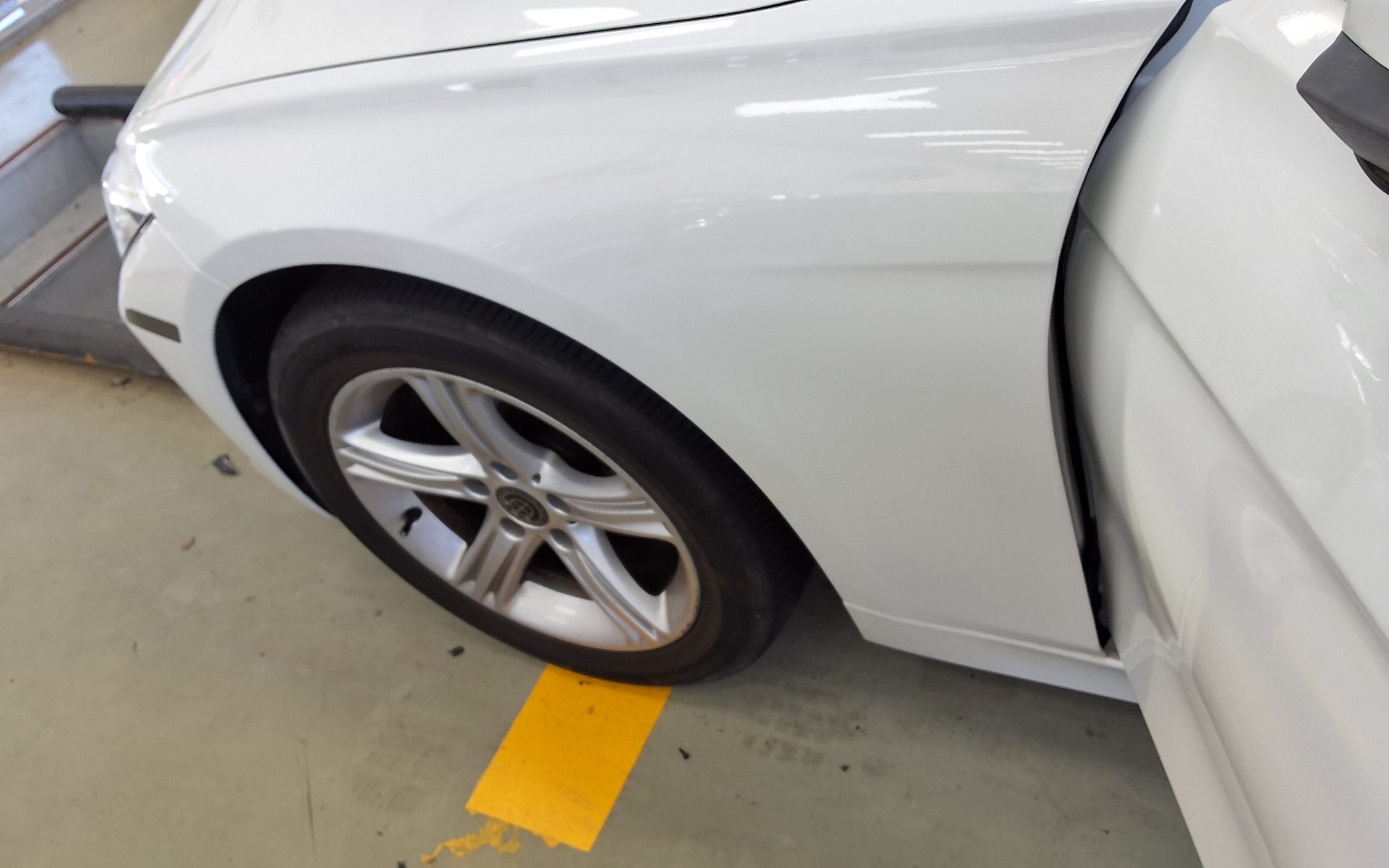 بي إم دبليو 3 Series (6Th Gen) 320D 2012 320d
