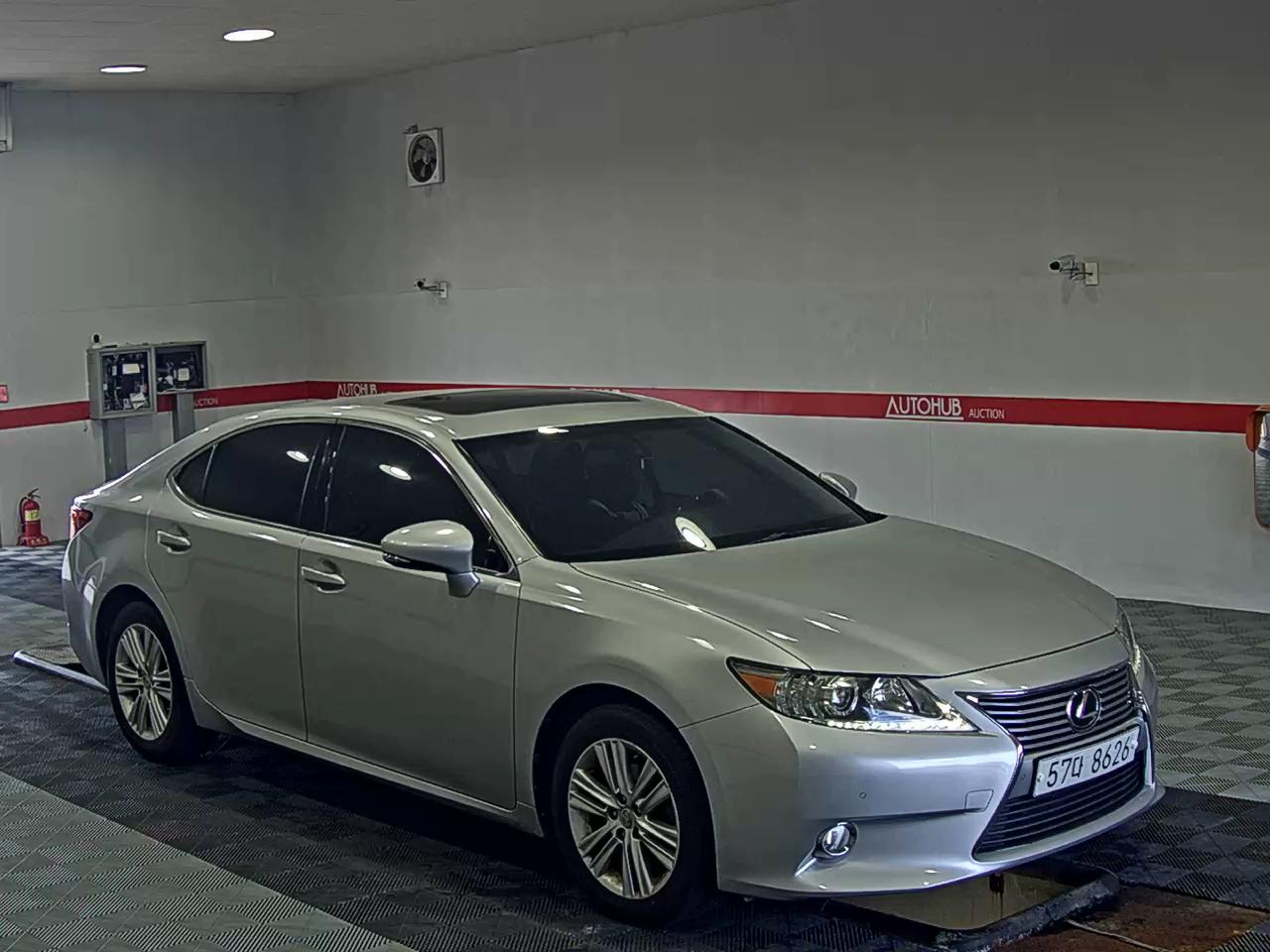 لكزس إي إس (6Th Gen) 350 2013