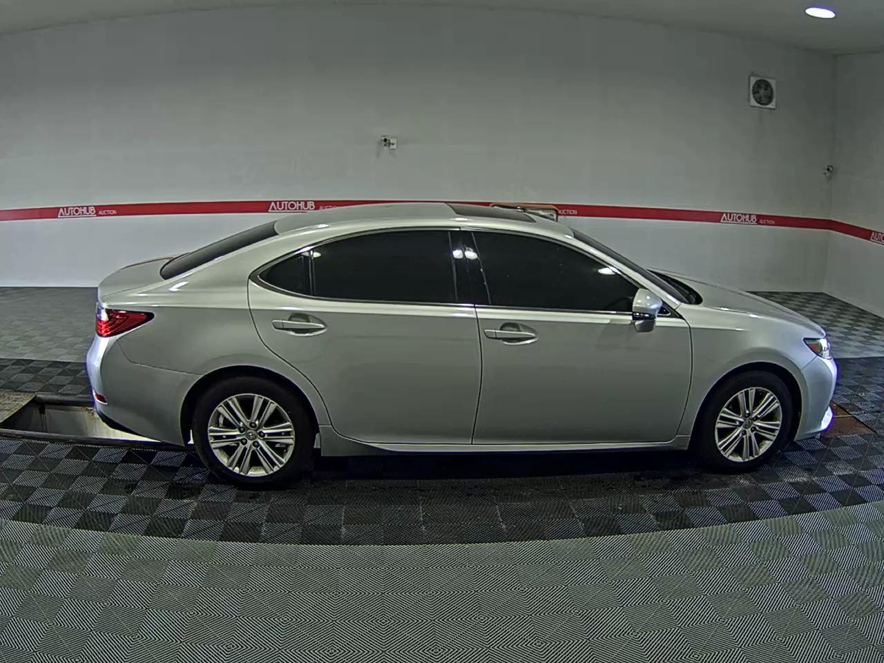 لكزس إي إس (6Th Gen) 350 2013