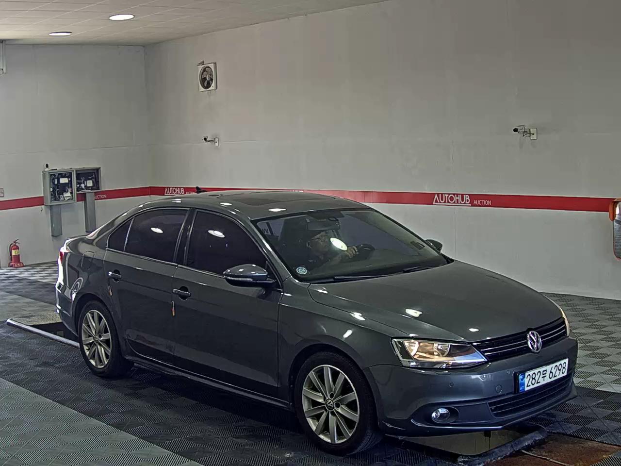 فولكس فاجن جيتا (6Th Gen) 2.0 TDI 2013