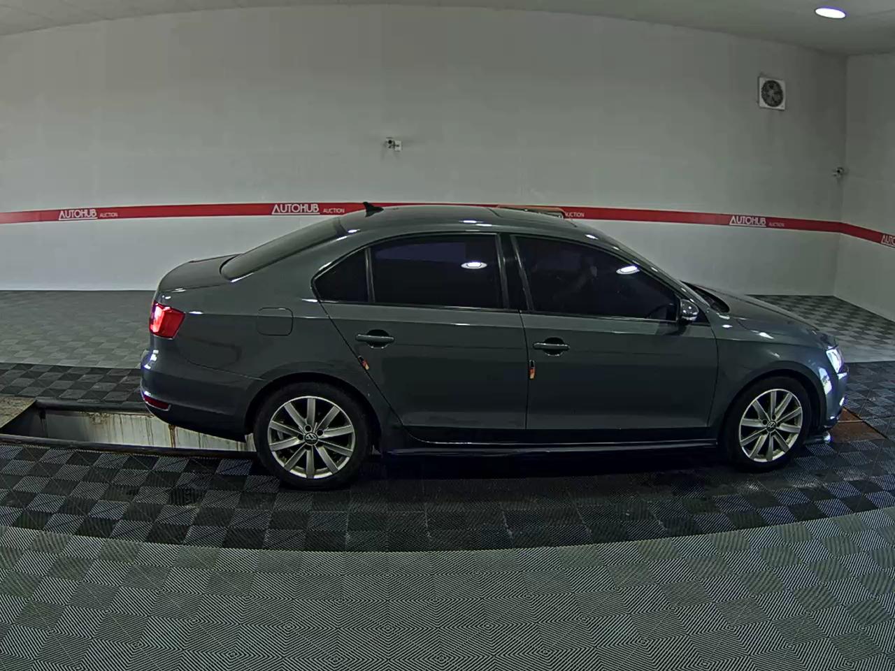 فولكس فاجن جيتا (6Th Gen) 2.0 TDI 2013