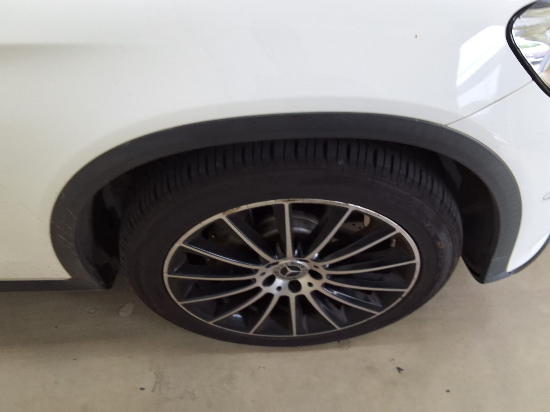 مرسيدس بنز جي إل سي Class جي إل سي 250D فورماتيك Night Pack 2018 4MATIC