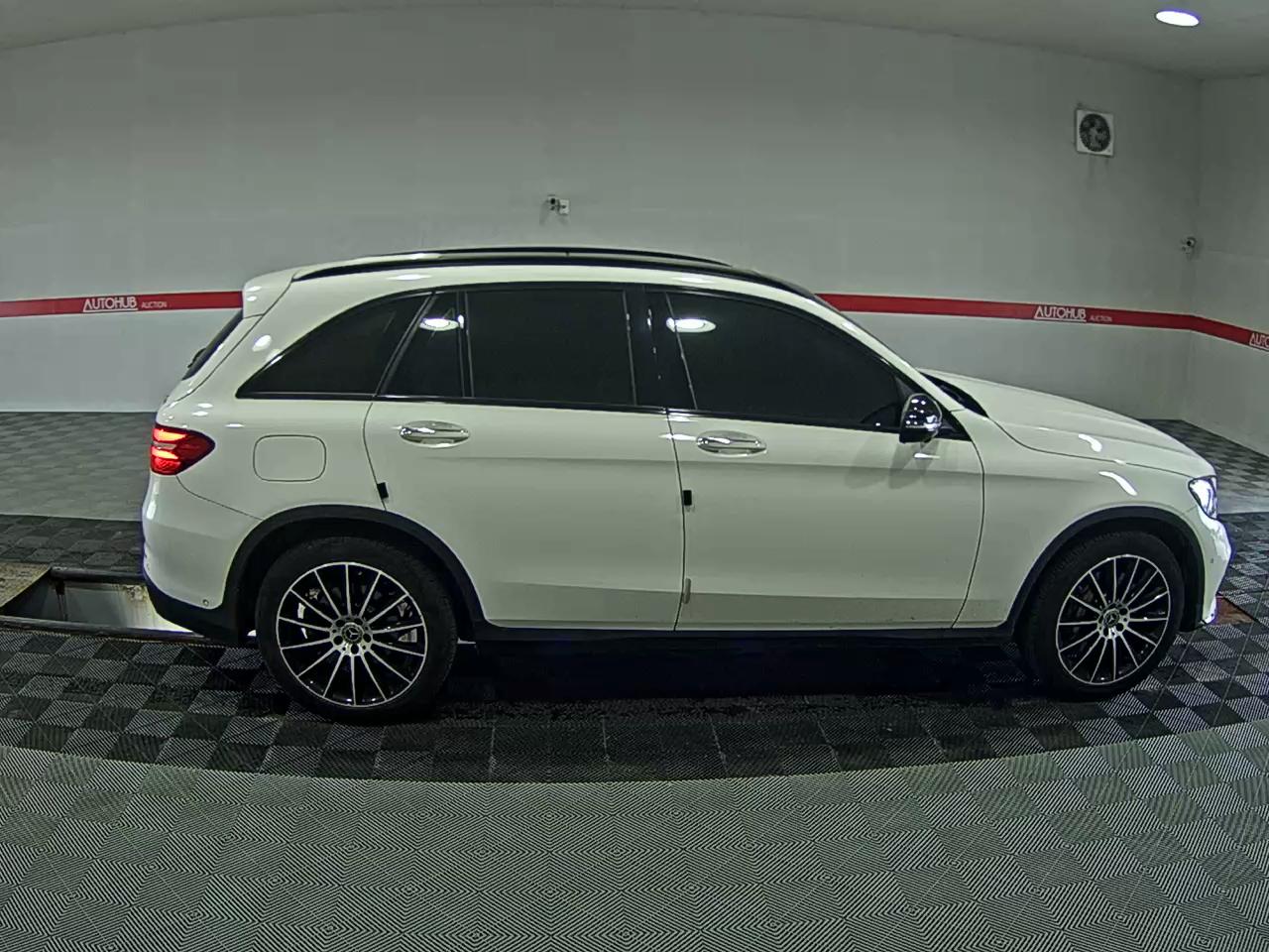 مرسيدس بنز جي إل سي Class جي إل سي 250D فورماتيك Night Pack 2018 4MATIC