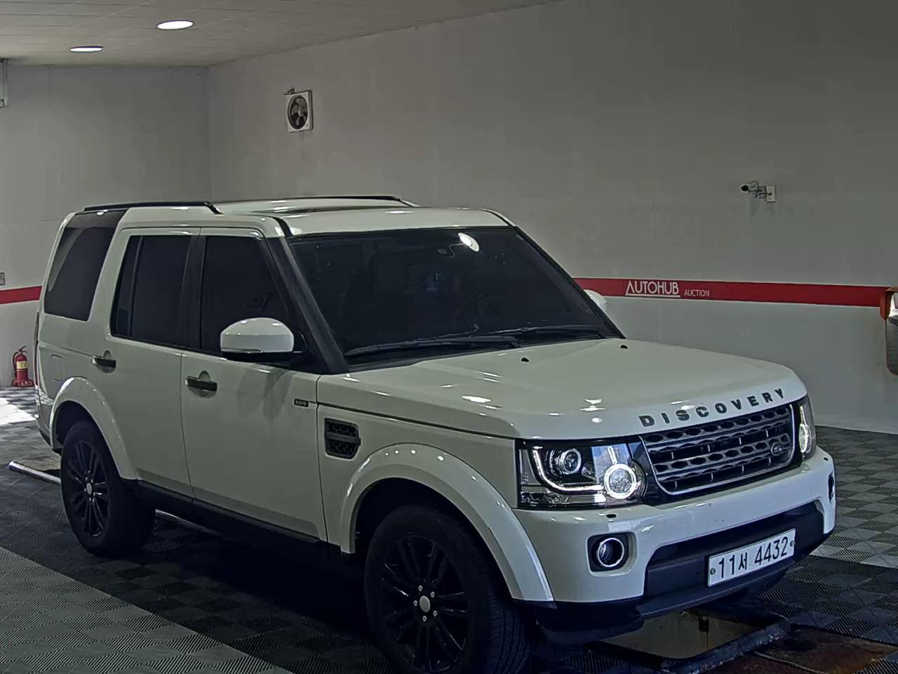لاند روفر Rover Discovery 4 3.0 Sdv6 Se 2016 SE