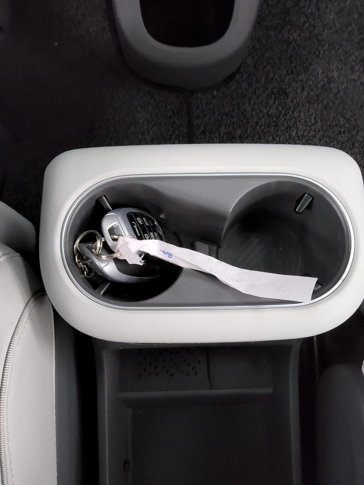 هيونداي أيونيك 2023 EV دفع رباعي طويل المدى PRESTIGE
