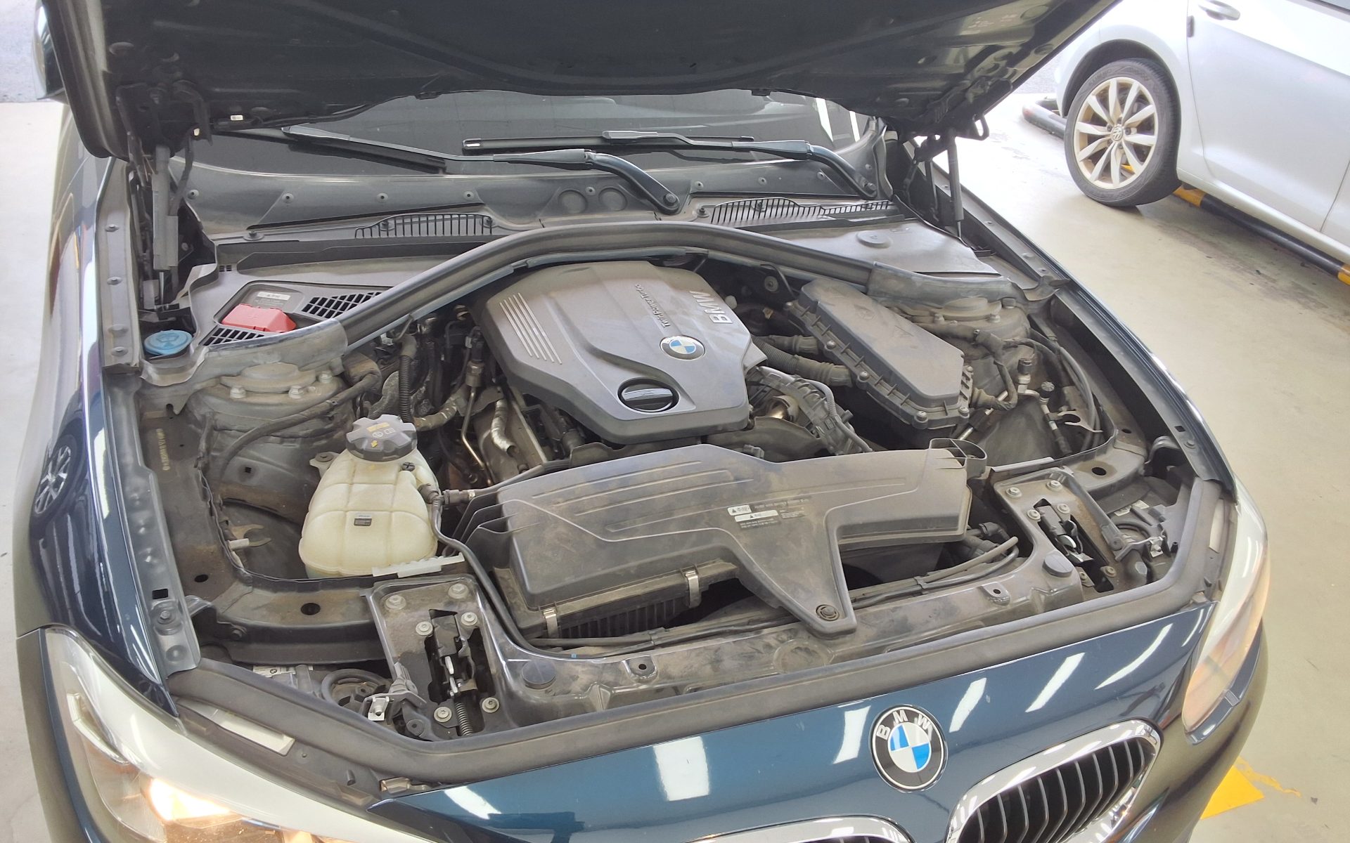 بي إم دبليو 1 Series (2Nd Gen) 5 أبواب 118D Joy 2017 118d