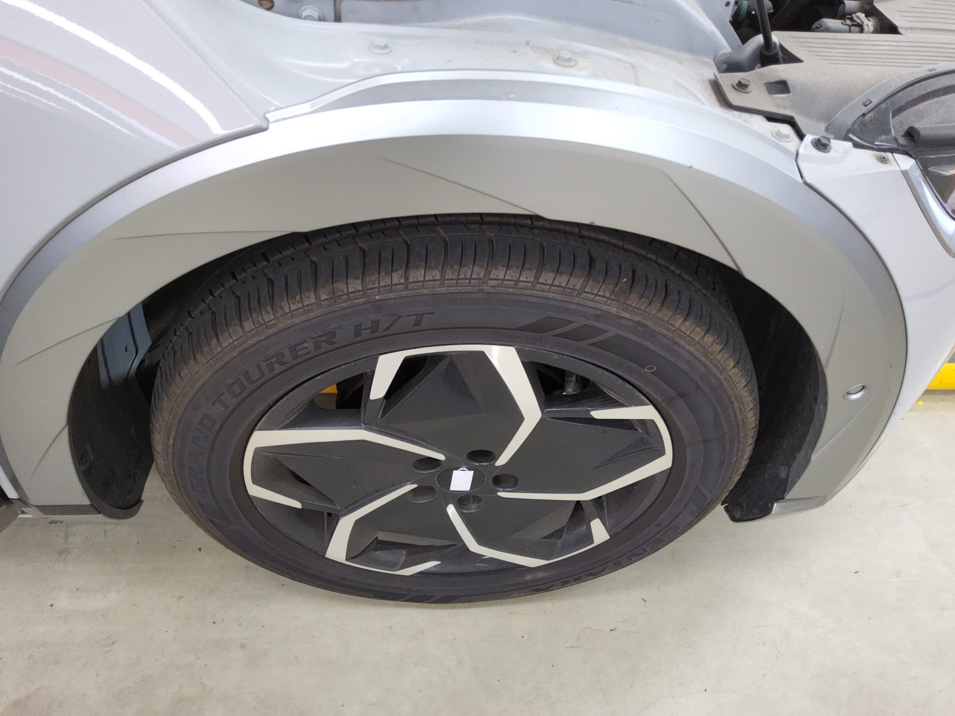 هيونداي أيونيك 2023 EV دفع رباعي طويل المدى PRESTIGE