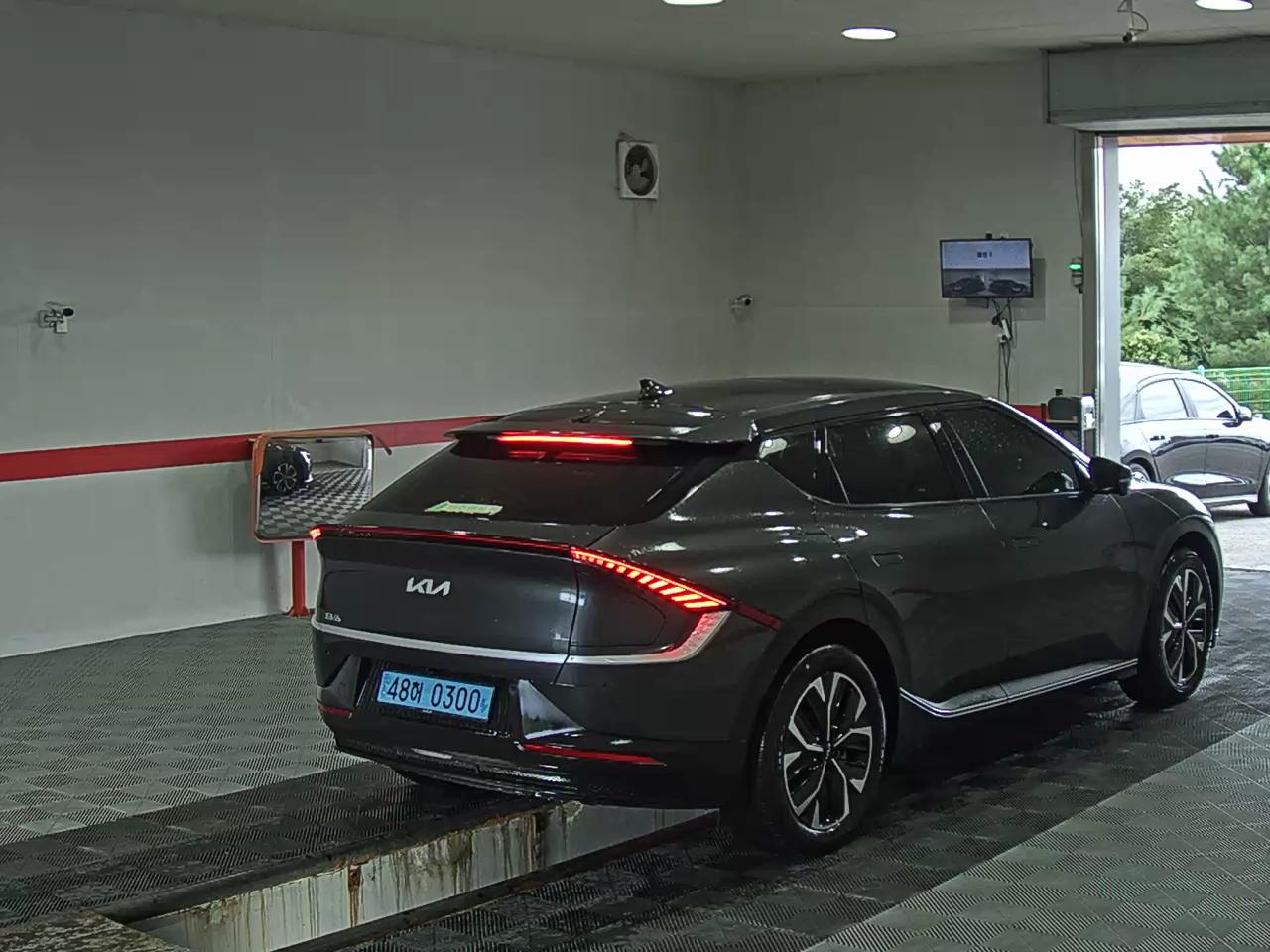 كيا Ev6 طويل المدى دفع رباعي Air 2023 طويل المدى
