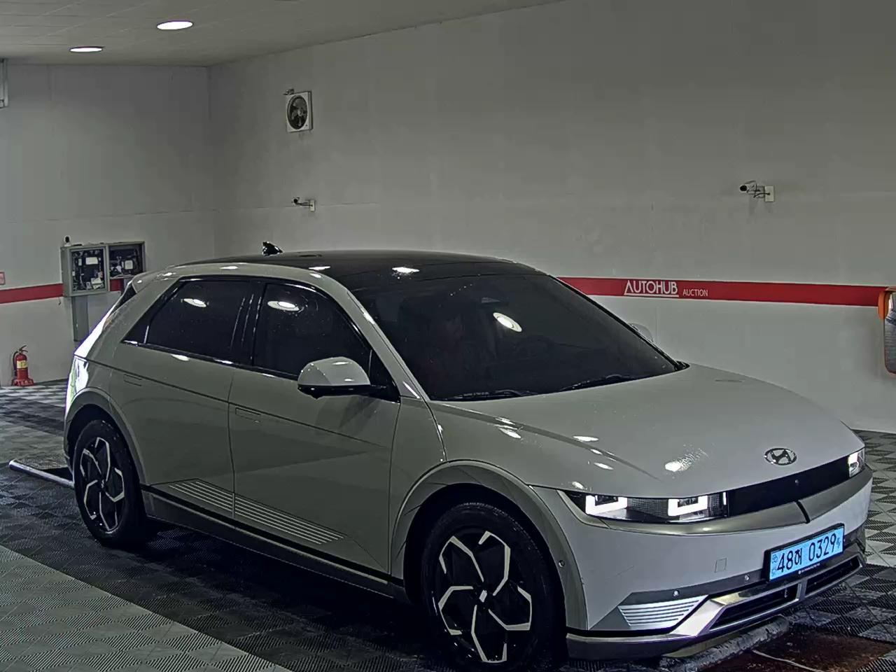 هيونداي أيونيك 2023 EV دفع رباعي طويل المدى PRESTIGE