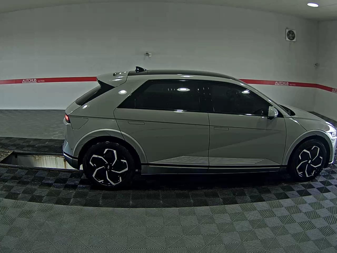 هيونداي أيونيك 2023 EV دفع رباعي طويل المدى PRESTIGE