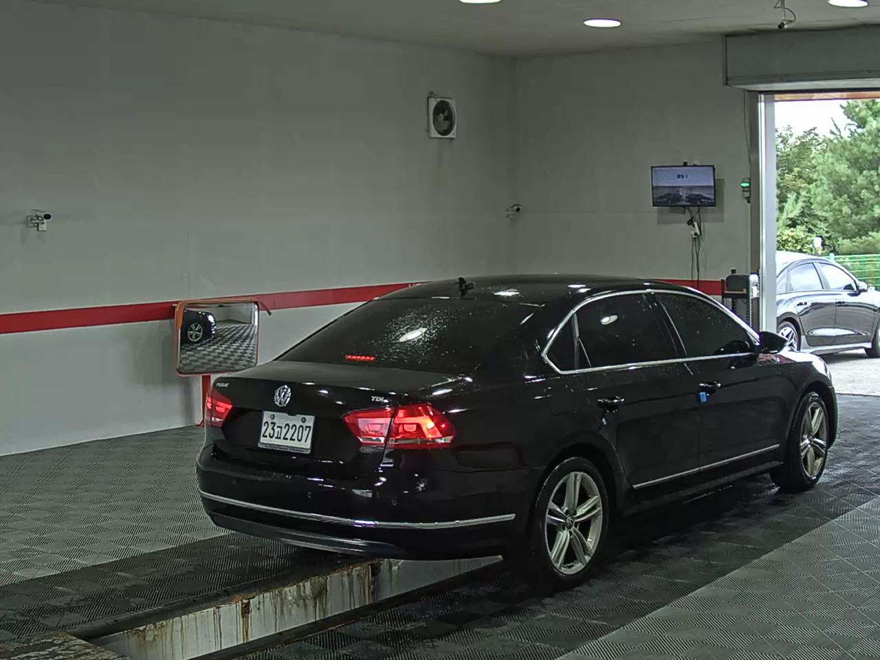 فولكس فاجن الجديد باسات (7Th Gen) 2.0 TDI 2015