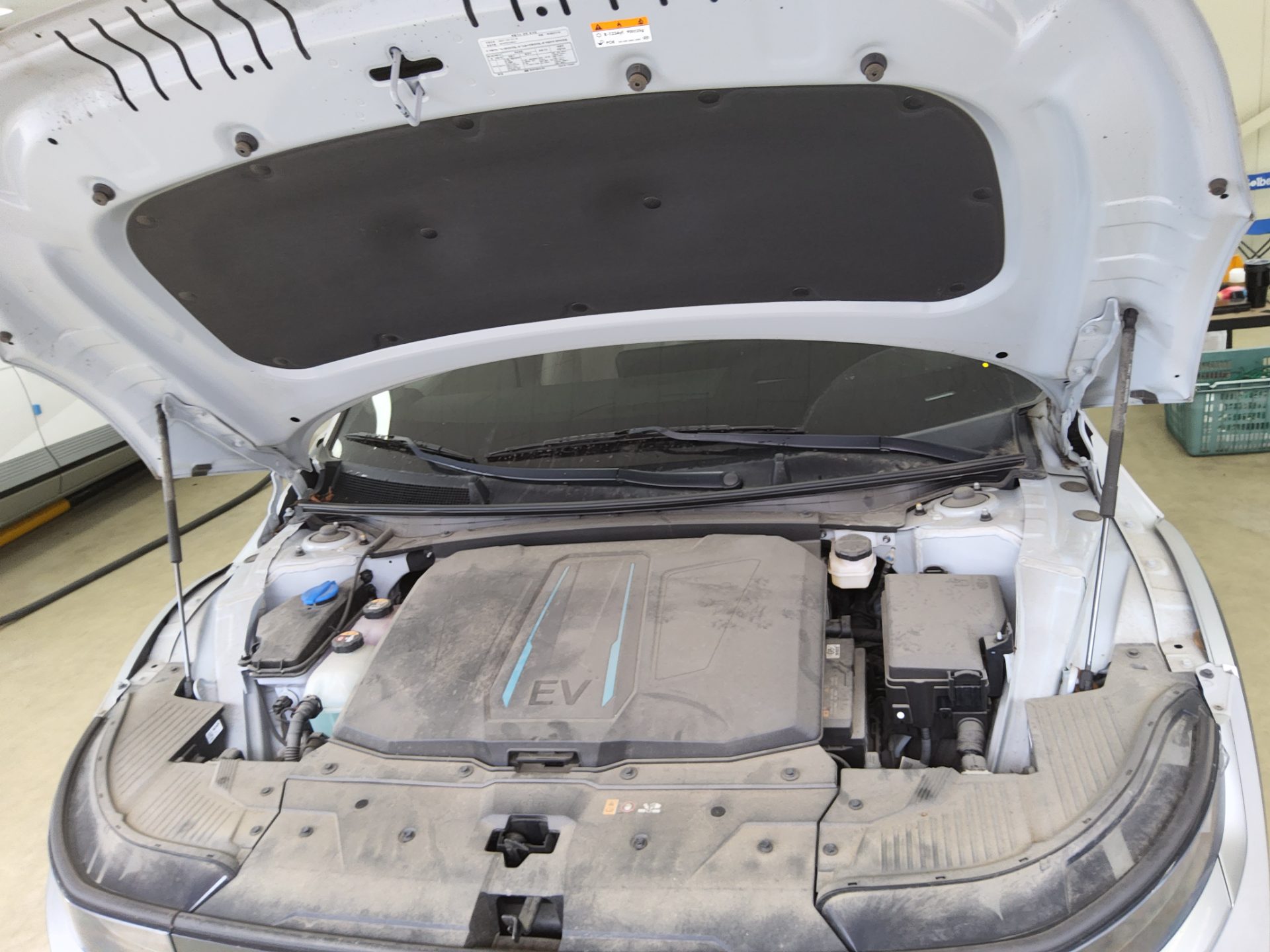 هيونداي أيونيك 2023 EV دفع رباعي طويل المدى PRESTIGE
