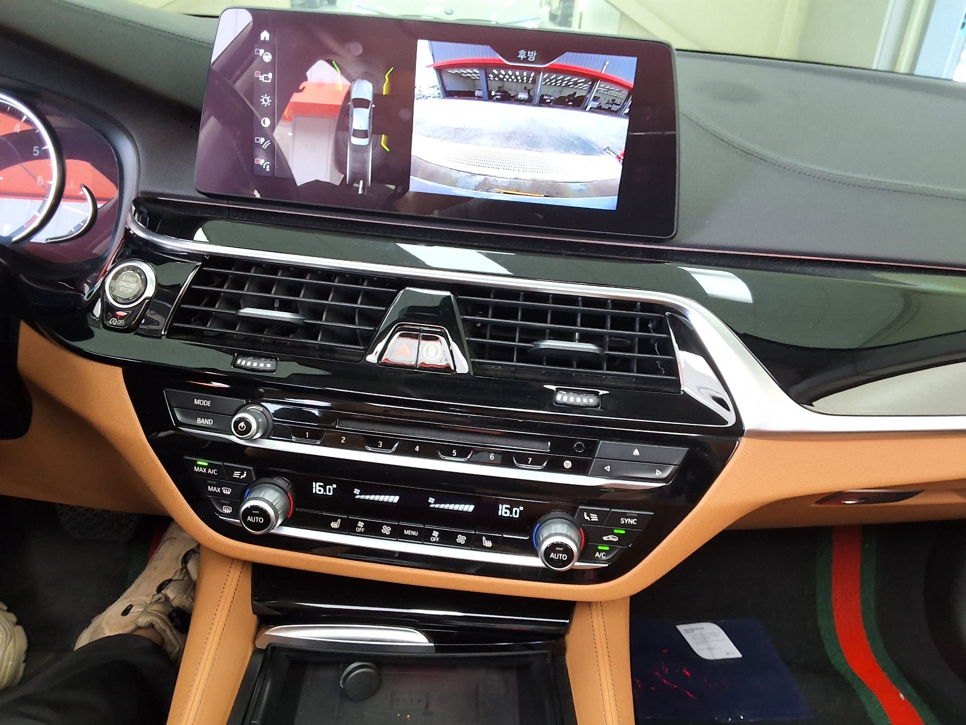 بي إم دبليو 5 Series (7Th Gen) 520I لكجري 2018 فاخر
