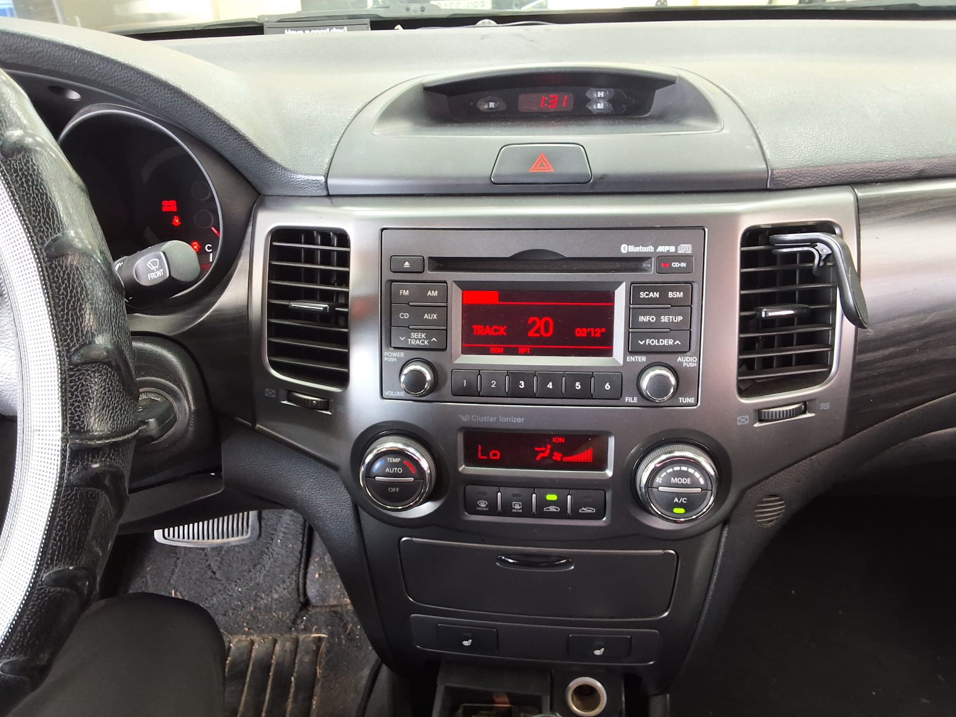 كيا Lotze Innovation غاز Rental Car بريميوم موديل 2010 بريميوم