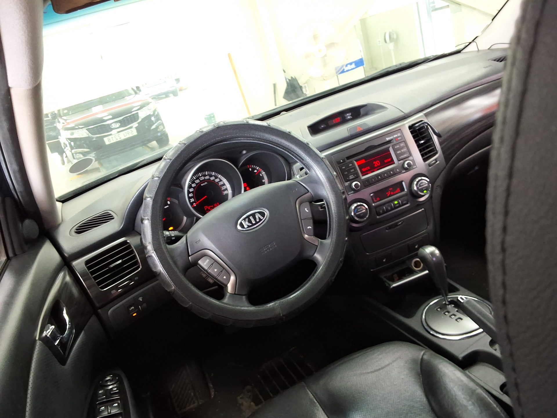 كيا Lotze Innovation غاز Rental Car بريميوم موديل 2010 بريميوم