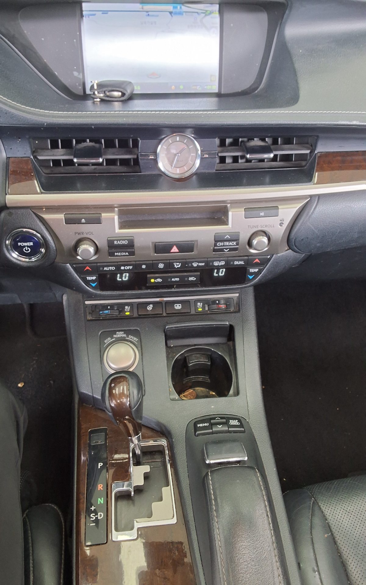 لكزس إي إس (6Th Gen) 300H 2013 300h